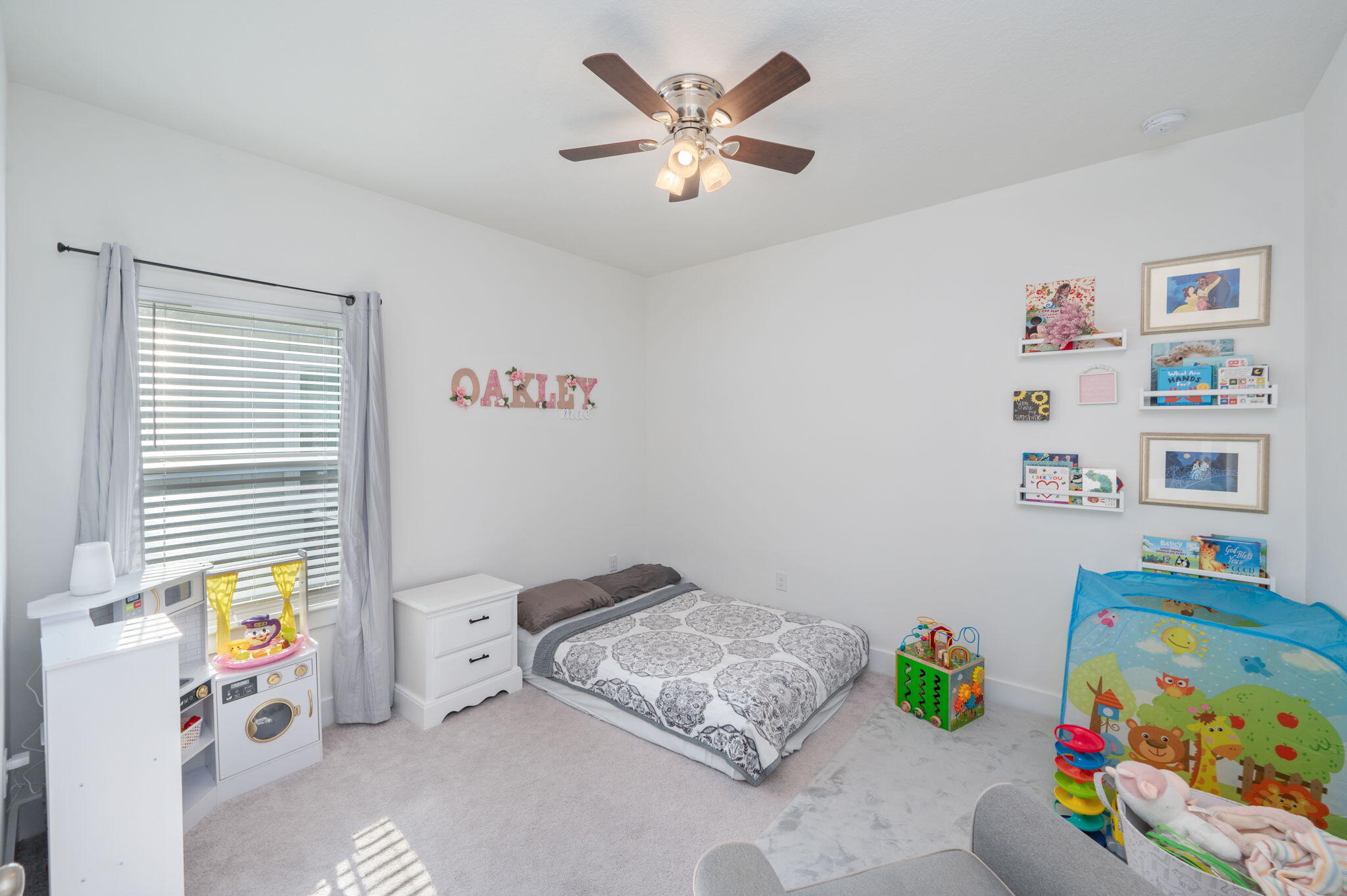 MAGNOLIA CREEKS PHASES 1 & 2 - Residential