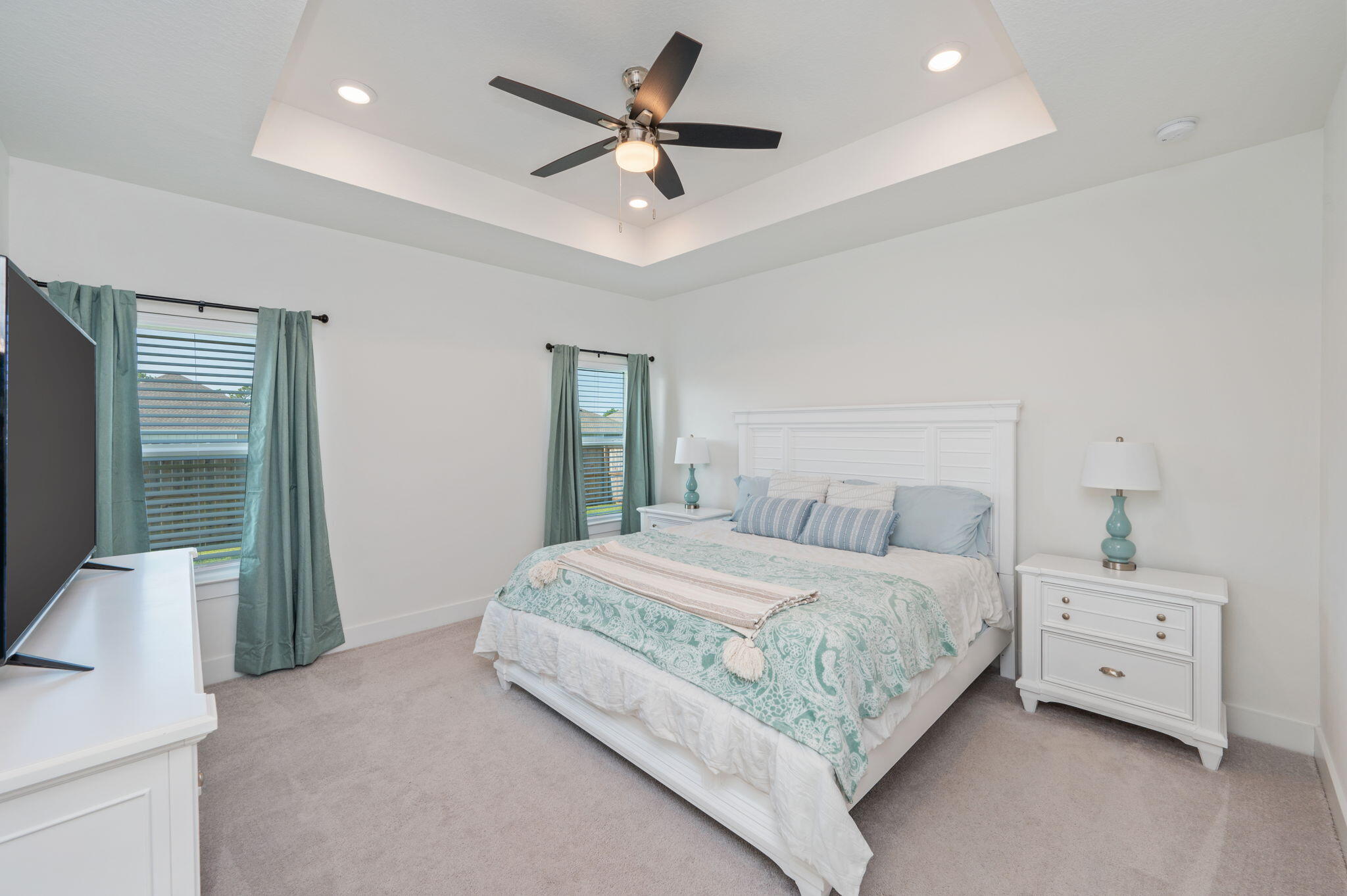 MAGNOLIA CREEKS PHASES 1 & 2 - Residential