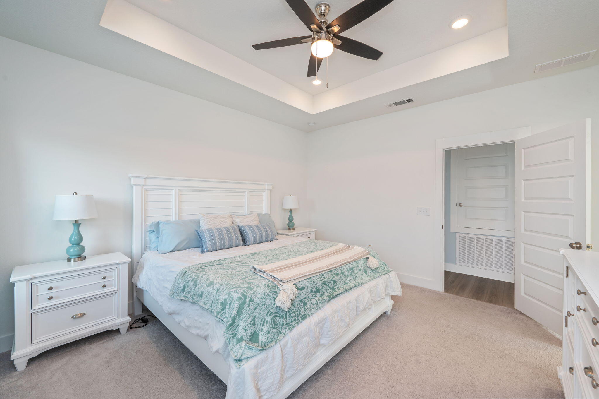 MAGNOLIA CREEKS PHASES 1 & 2 - Residential