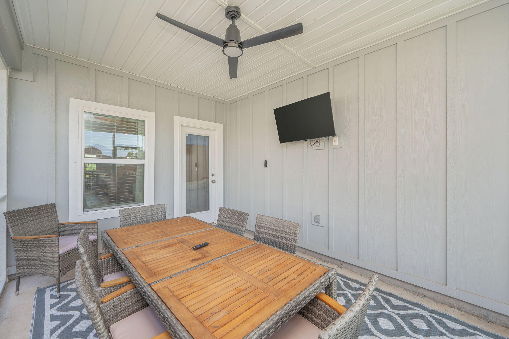 MAGNOLIA CREEKS PHASES 1 & 2 - Residential