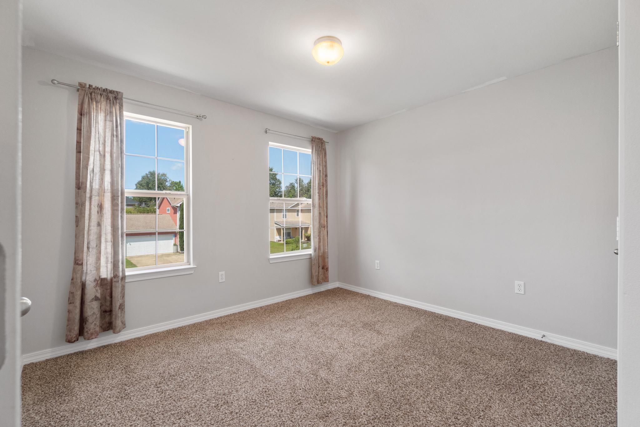 SANDY RIDGE - Residential