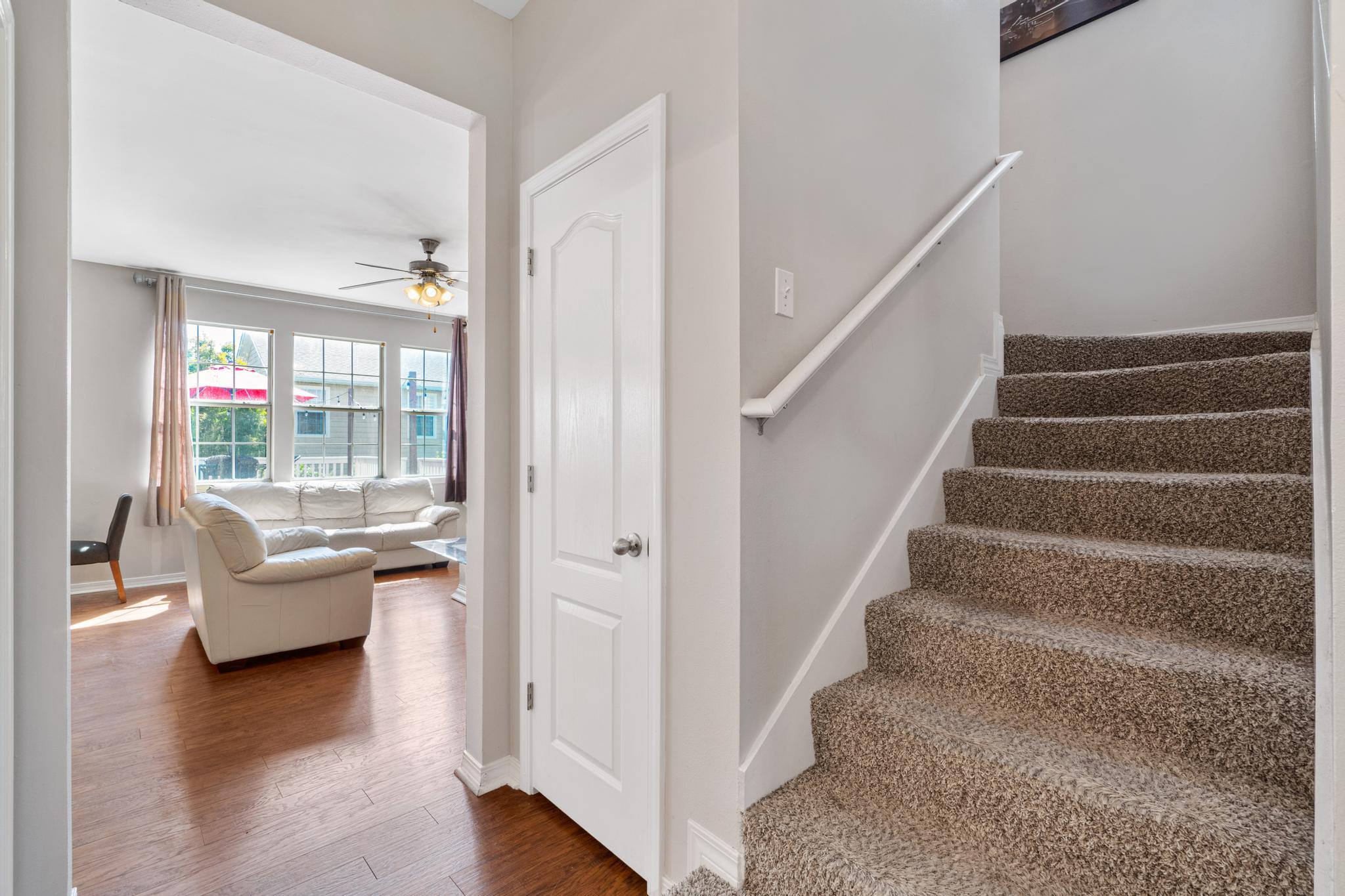 SANDY RIDGE - Residential