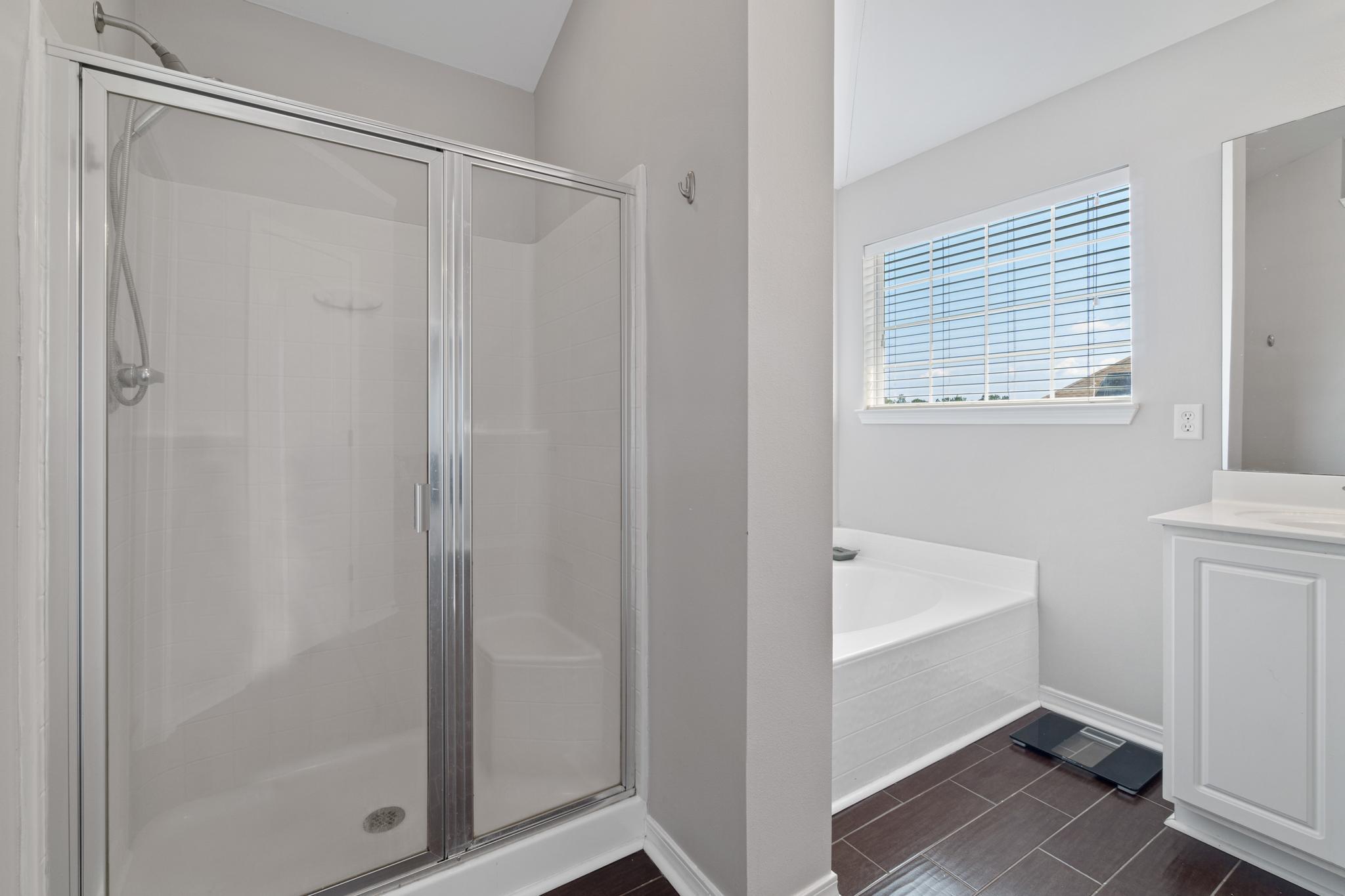 SANDY RIDGE - Residential