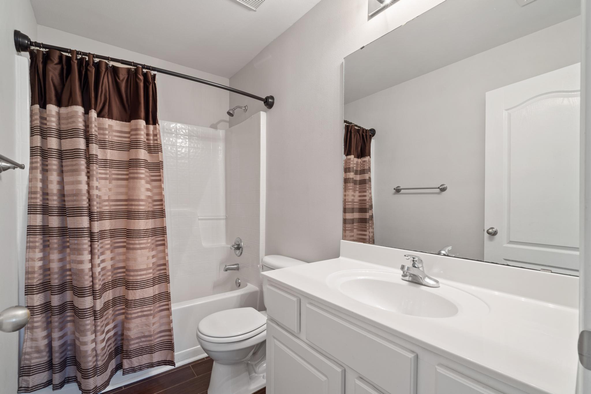 SANDY RIDGE - Residential