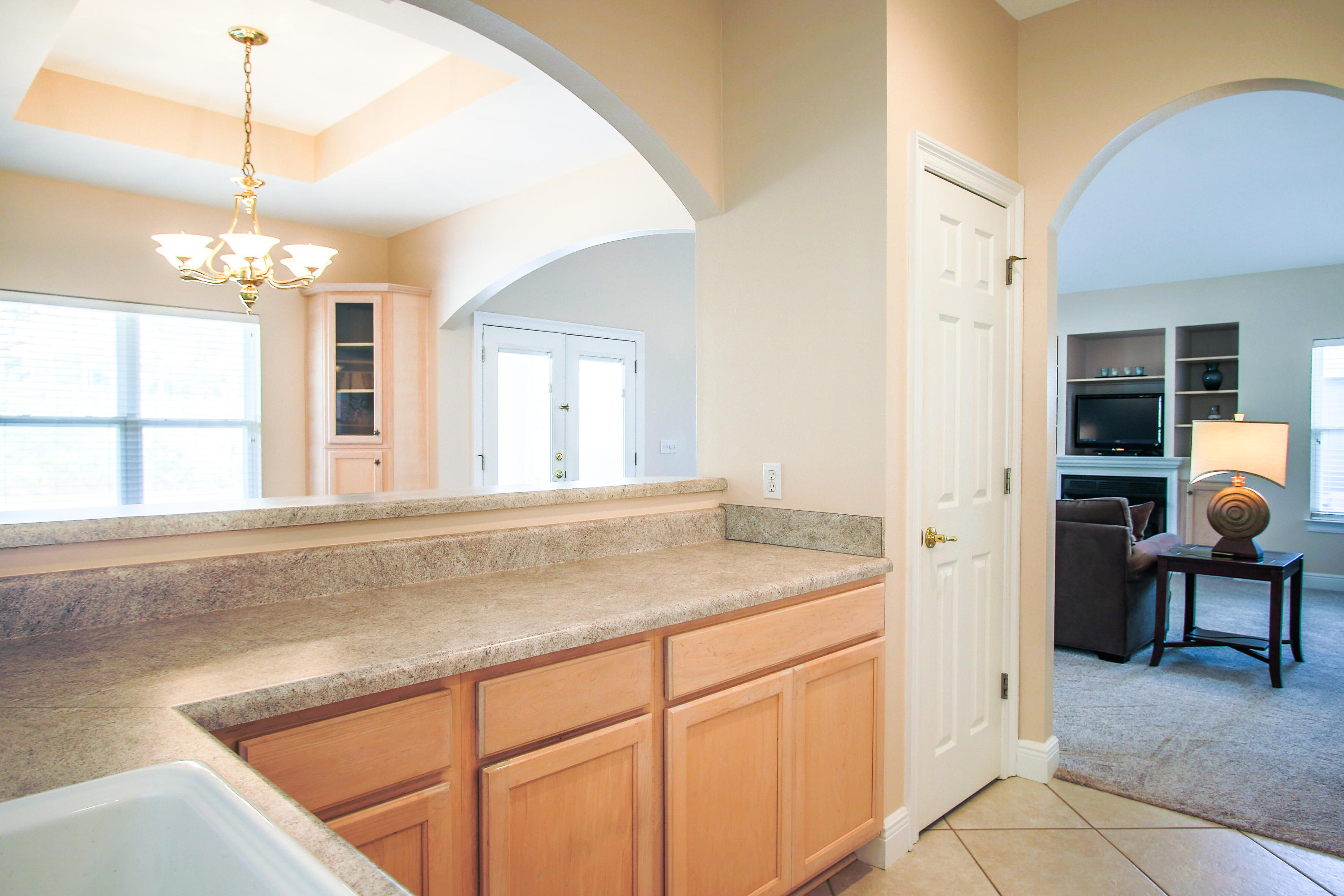 PELICAN BAY - Residential