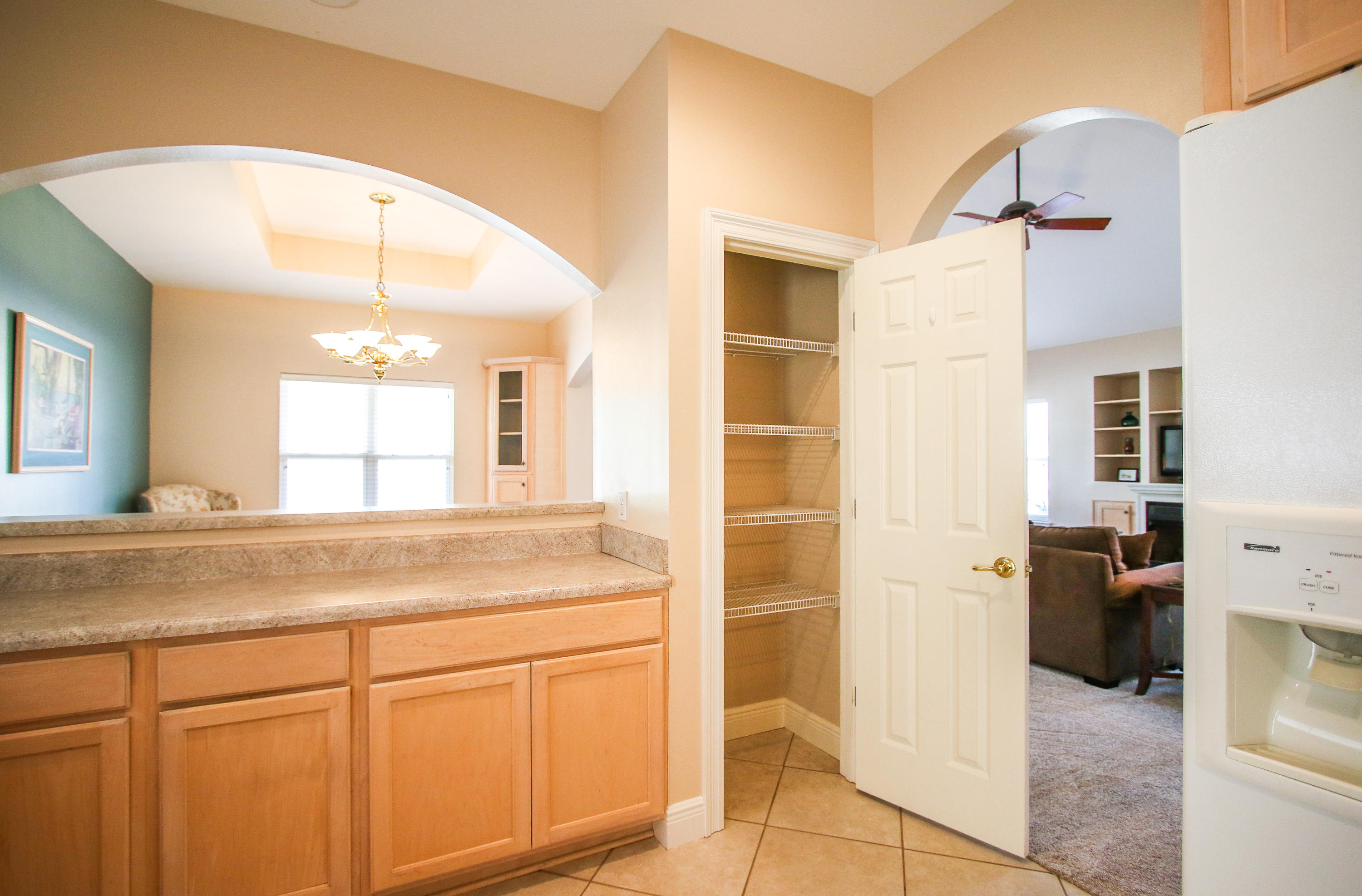 PELICAN BAY - Residential