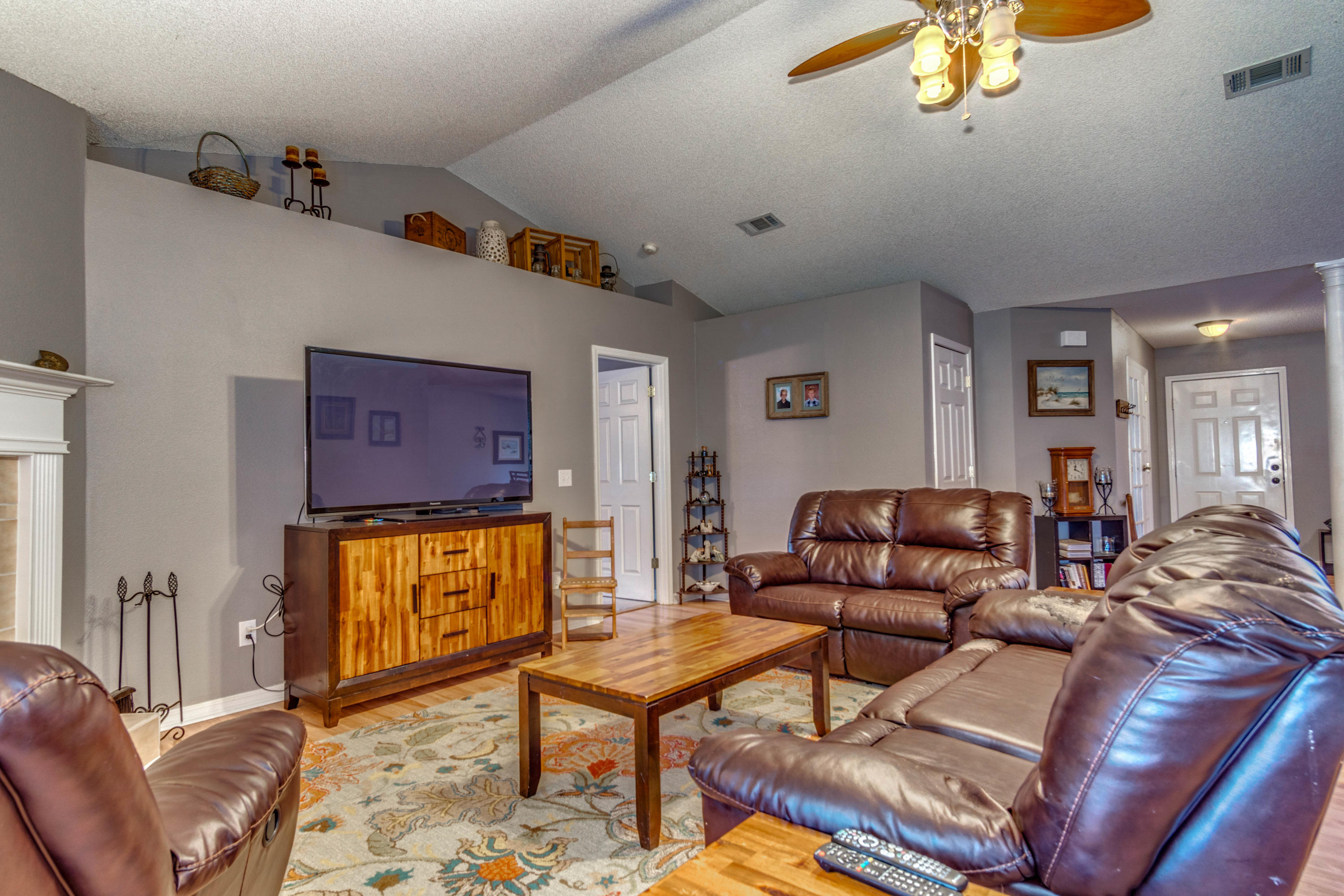 HOLLEY BY THE SEA - Residential