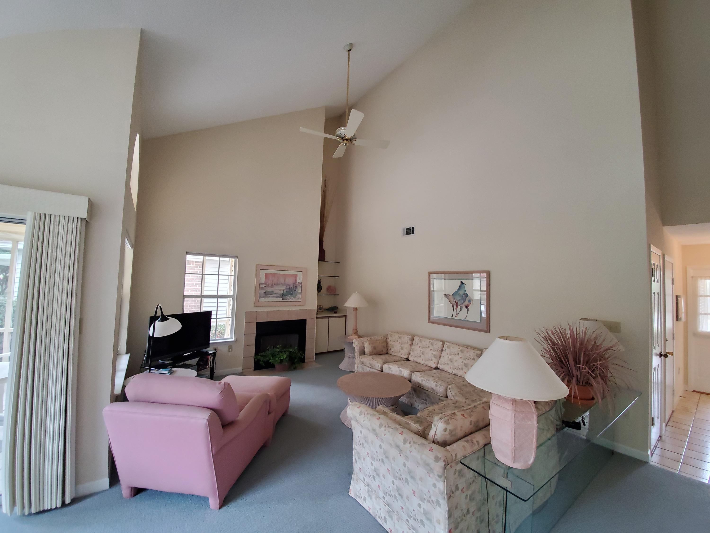 FAIRWAY LAKES - Residential