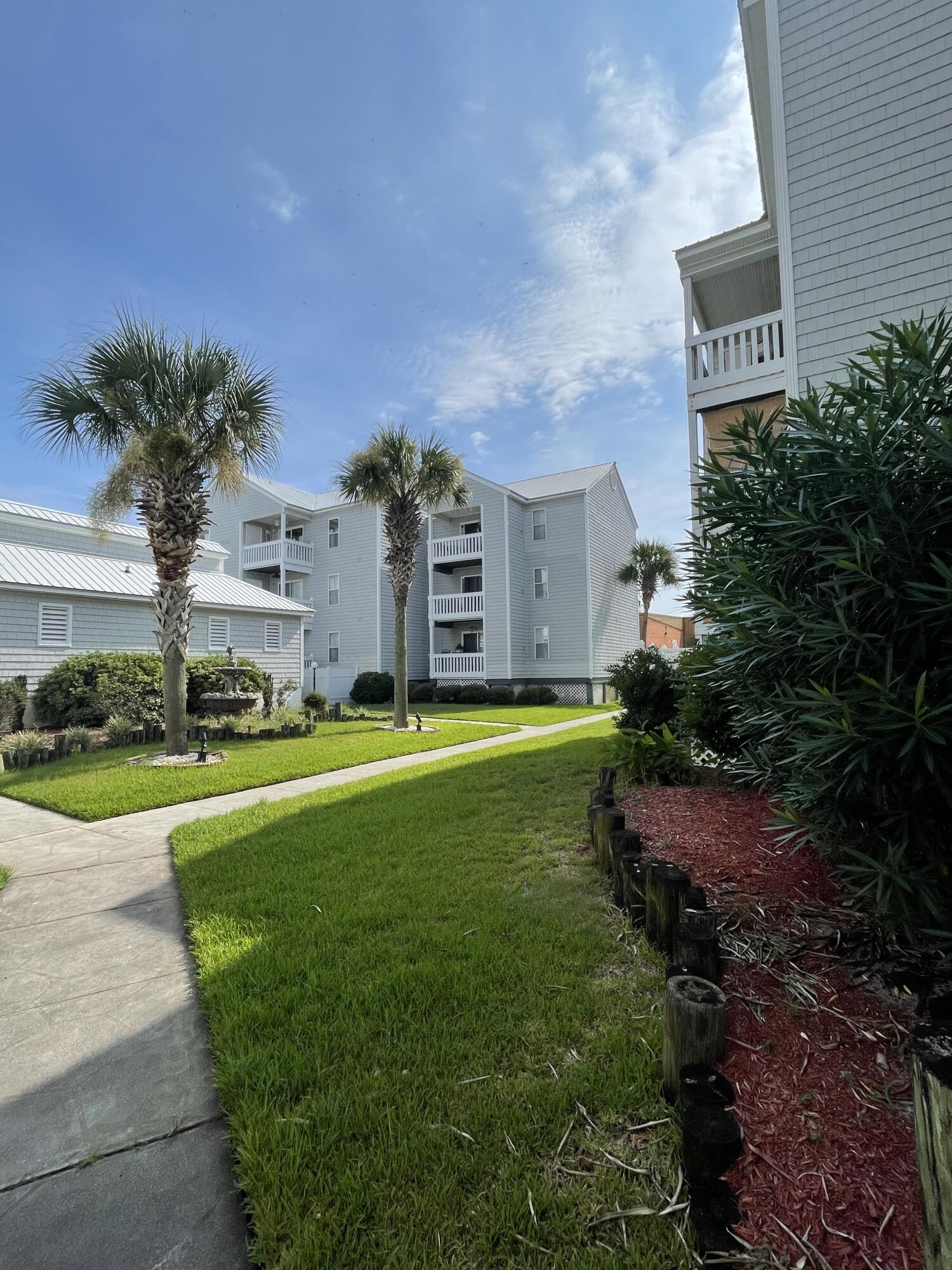 HERMITAGE CONDOMINIUM - Residential