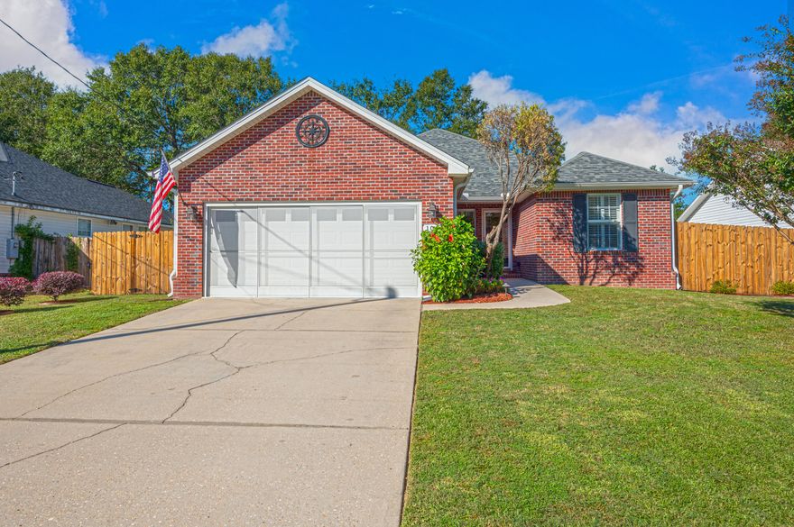 Welcome to this must-see home located in the quaint neighborhood of WILDWOOD GABLES. As you enter this well-maintained 3-bedroom, 2-bath floor plan home you will find that the living room boasts vaulted ceilings and an electrical fireplace. As you walk through you will find a beautiful kitchen that has a stainless-steel convection oven, microwave, refrigerator, Bosch dishwasher, granite counters, tile backsplash, updated lighting and breakfast bar that is perfect for entertaining. The owner suite will not disappoint with lots of natural lighting that surrounds the custom trey ceiling. The Master bath continues that feeling with a double vanity and a walk-in closet for all of your belongings. Enjoy your manicured, oversized fenced in back yard that offers endless entertainment opportunities Don't forget to check out the garage that features a door screen, which works in conjunction with the garage door, converts the garage to a useful area perfect for watching cable TV, entertaining or just relaxing in an airy pest free space. Book your showing today!
