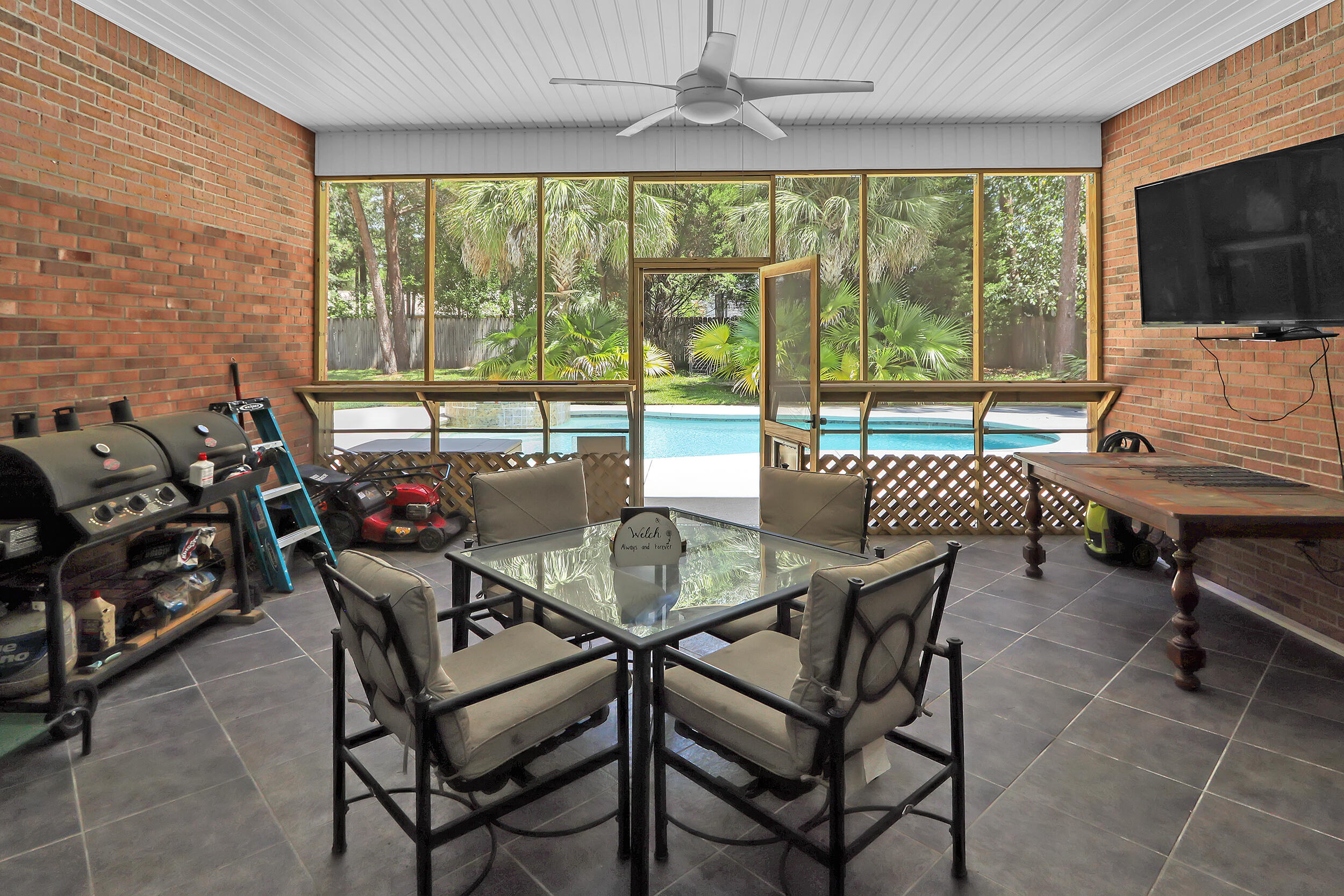 ROCKY BAYOU ESTATES 11A - Residential