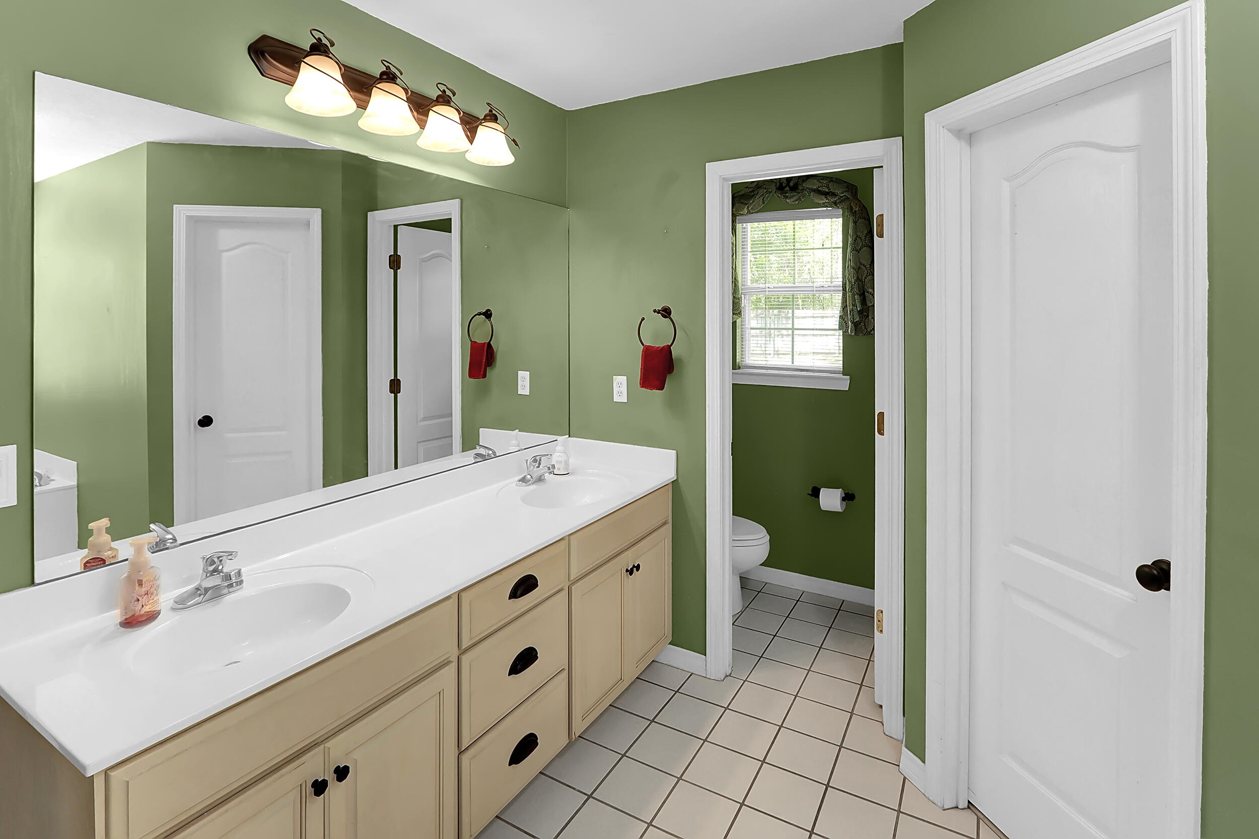 ROCKY BAYOU ESTATES 11A - Residential