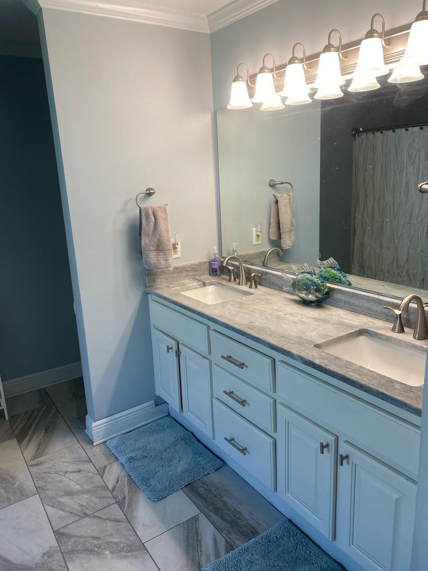 FOX VALLEY - Residential
