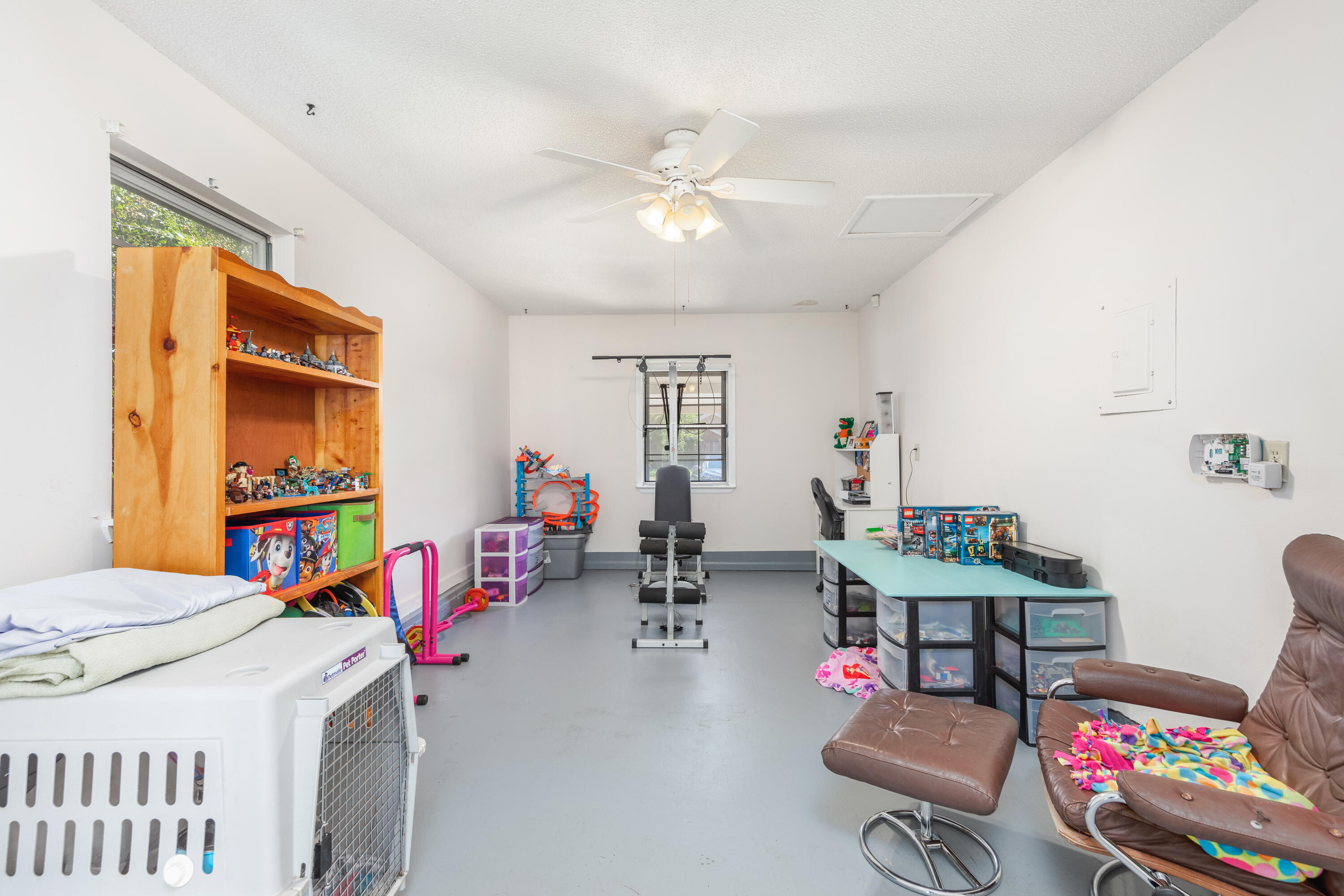 PINE MEADOWS 3RD ADDN - Residential