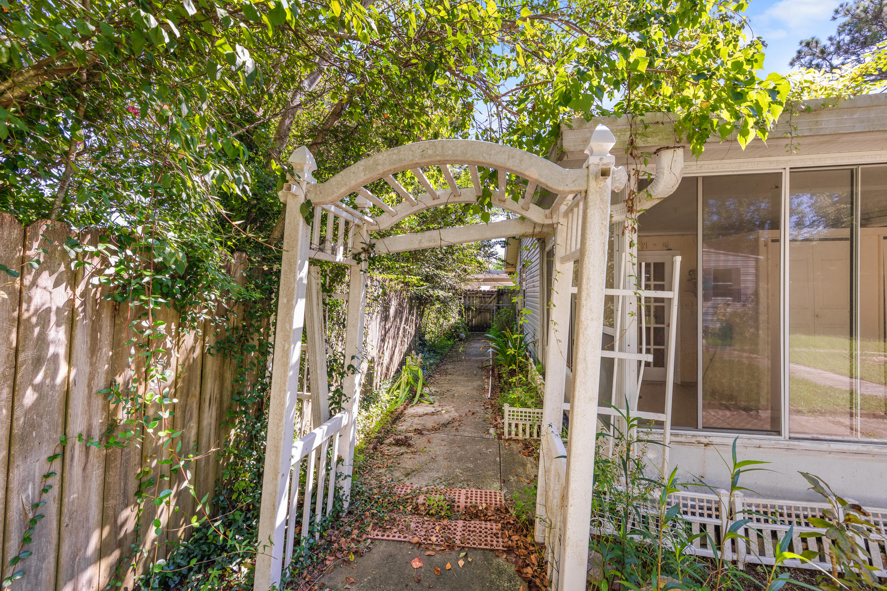 PINE MEADOWS 3RD ADDN - Residential