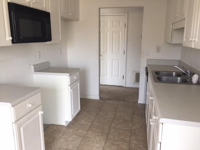 COVENTRY CORNERS - Residential