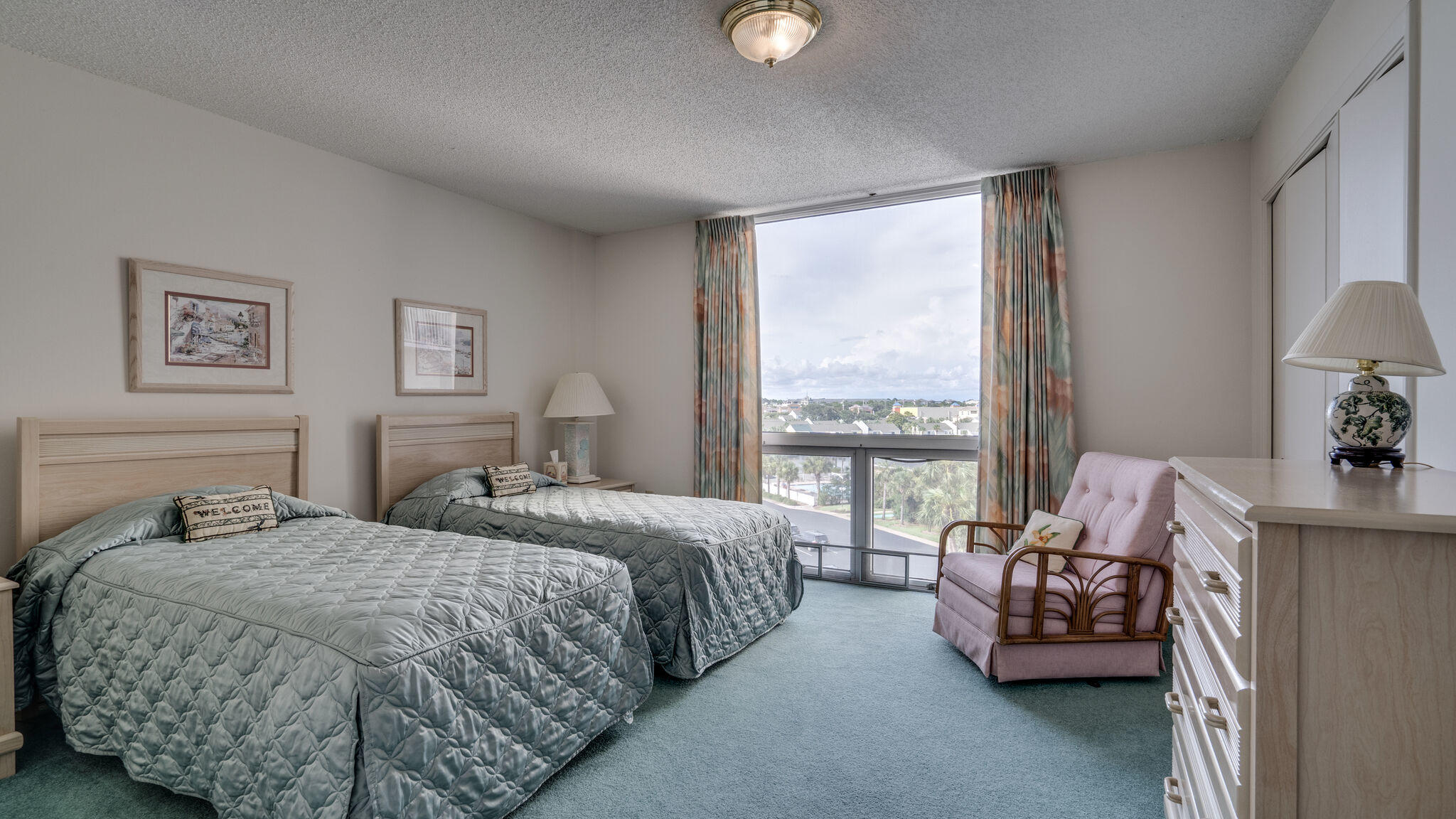 SHORELINE TOWERS 3 - Residential