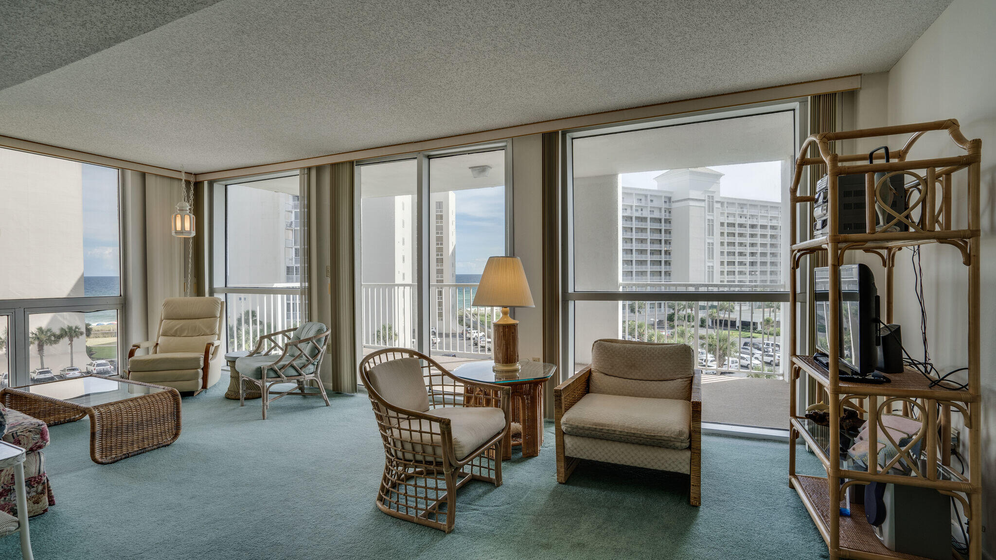 SHORELINE TOWERS 3 - Residential