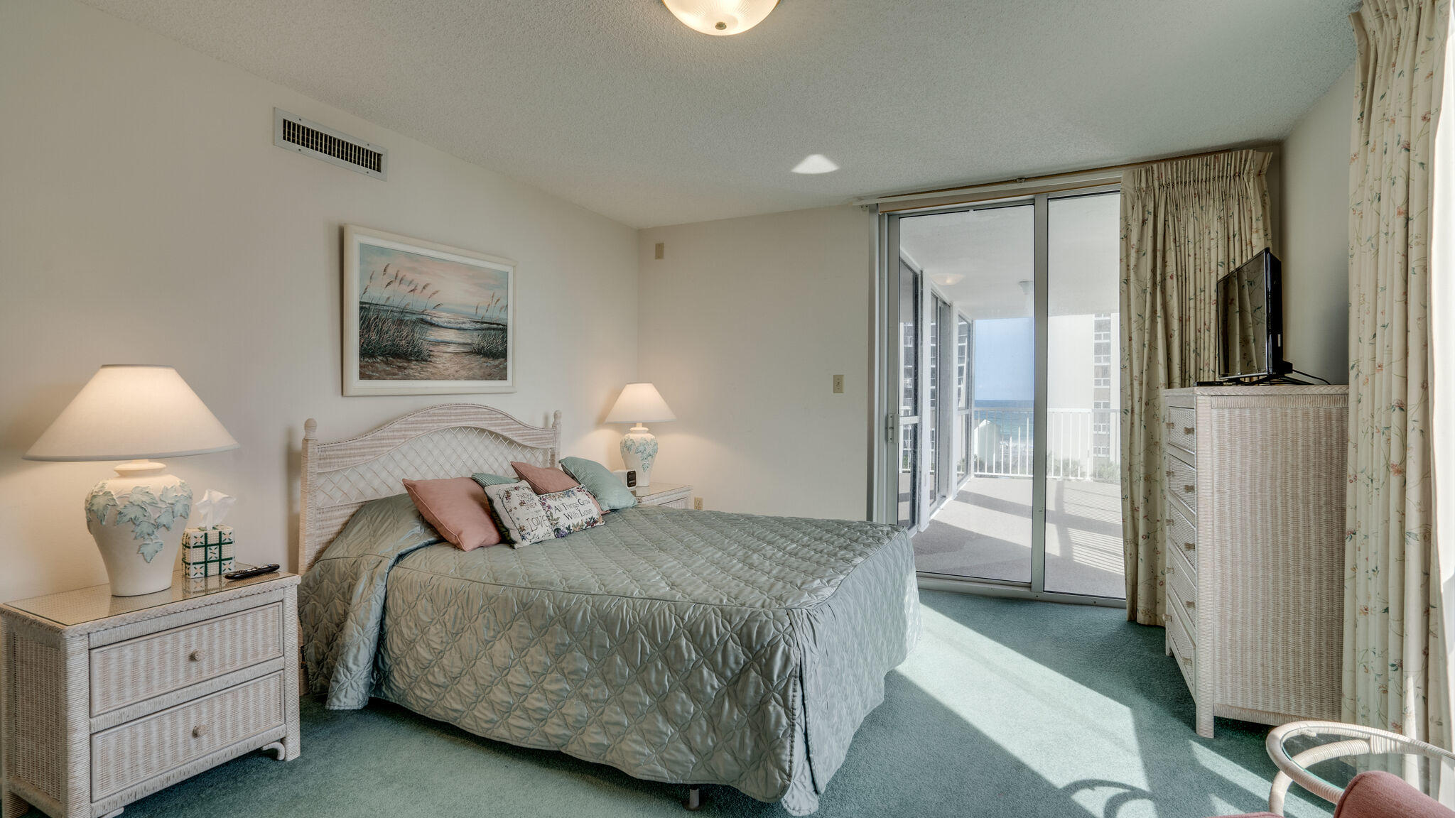 SHORELINE TOWERS 3 - Residential