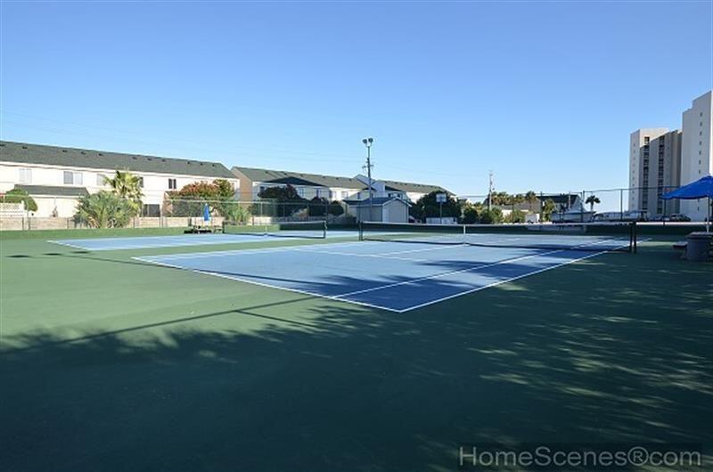 SHORELINE TOWERS 3 - Residential