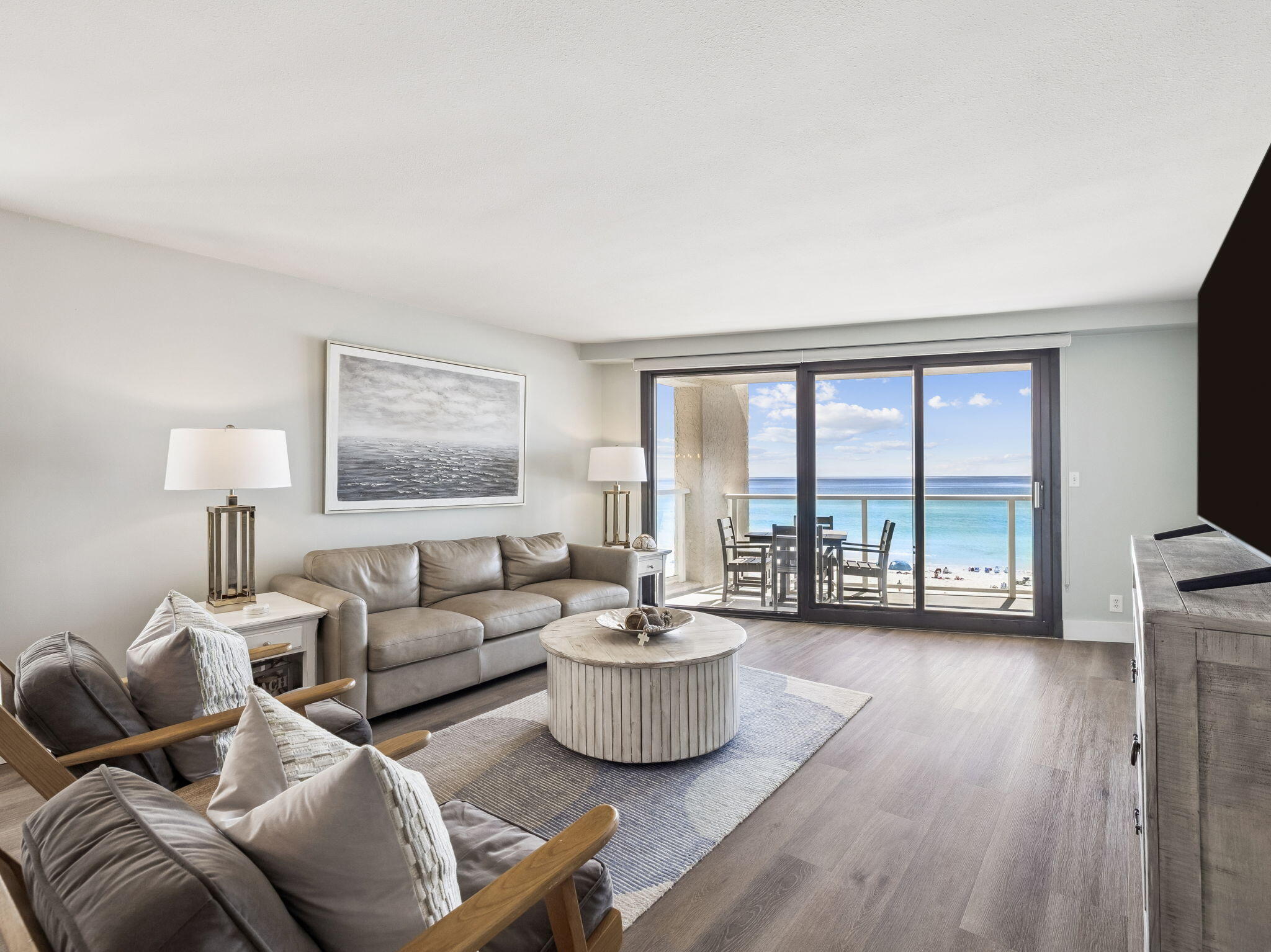 BEACHSIDE TWO - Residential