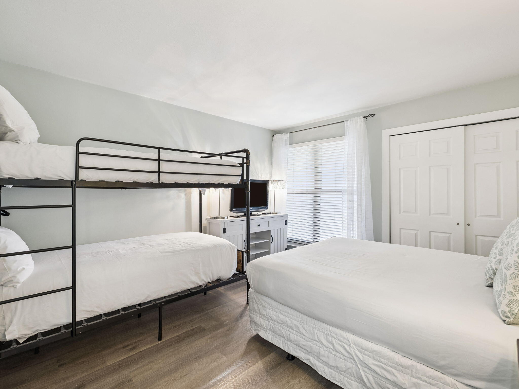 BEACHSIDE TWO - Residential