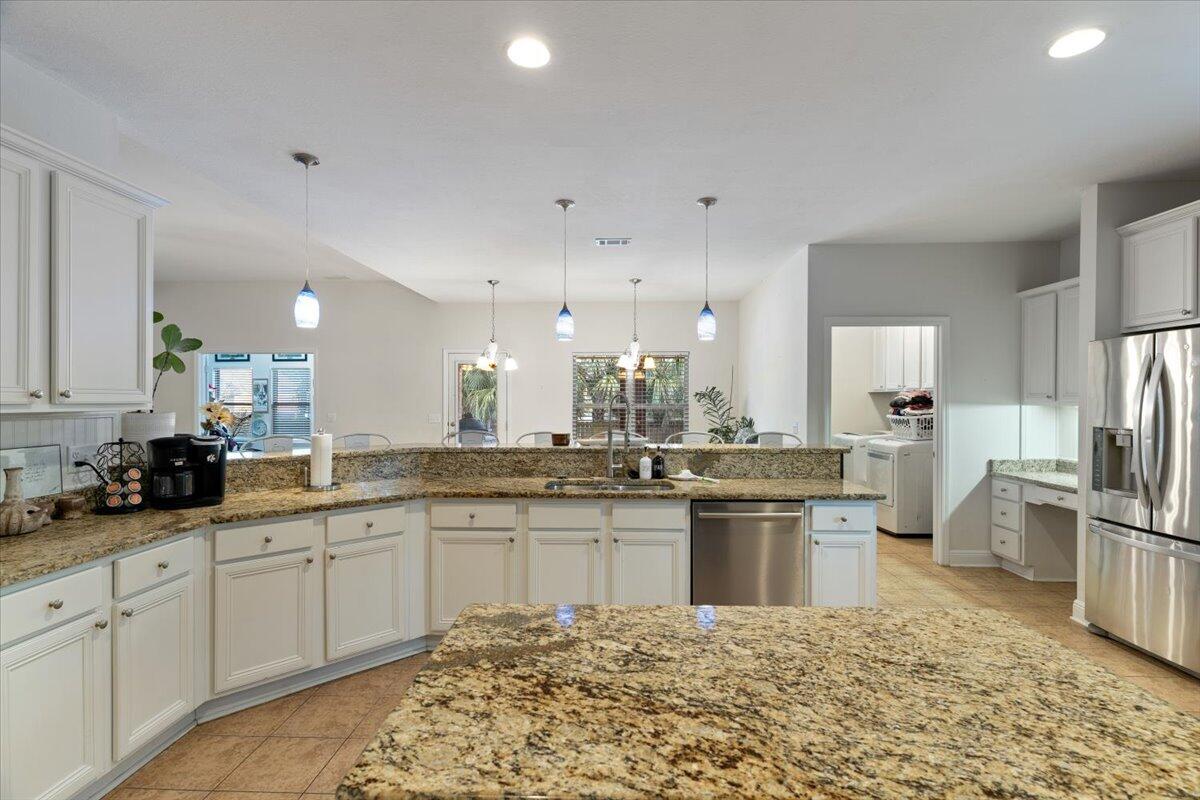 SUMMERSET ESTATES - Residential