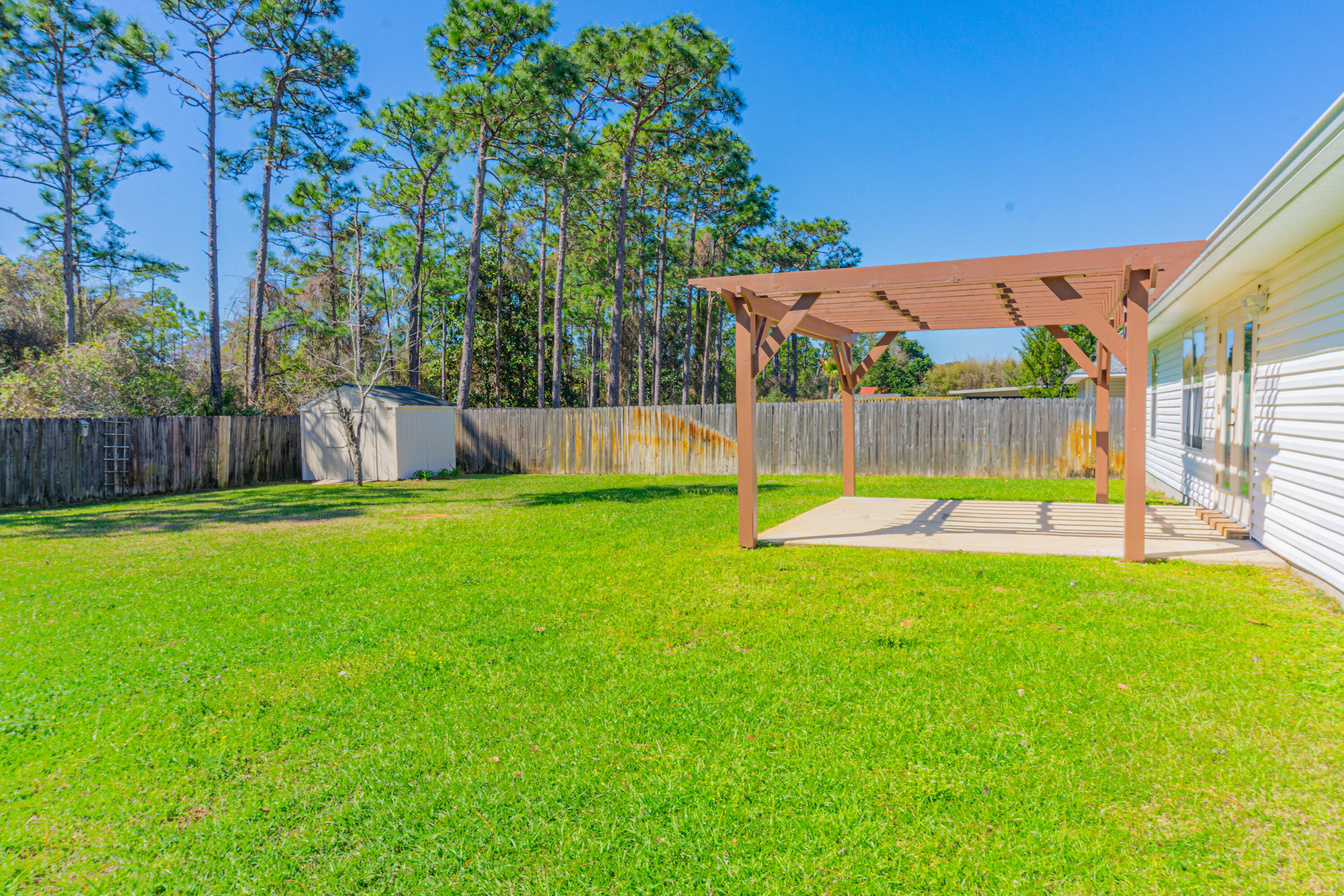 ROSS CROSSING - Residential