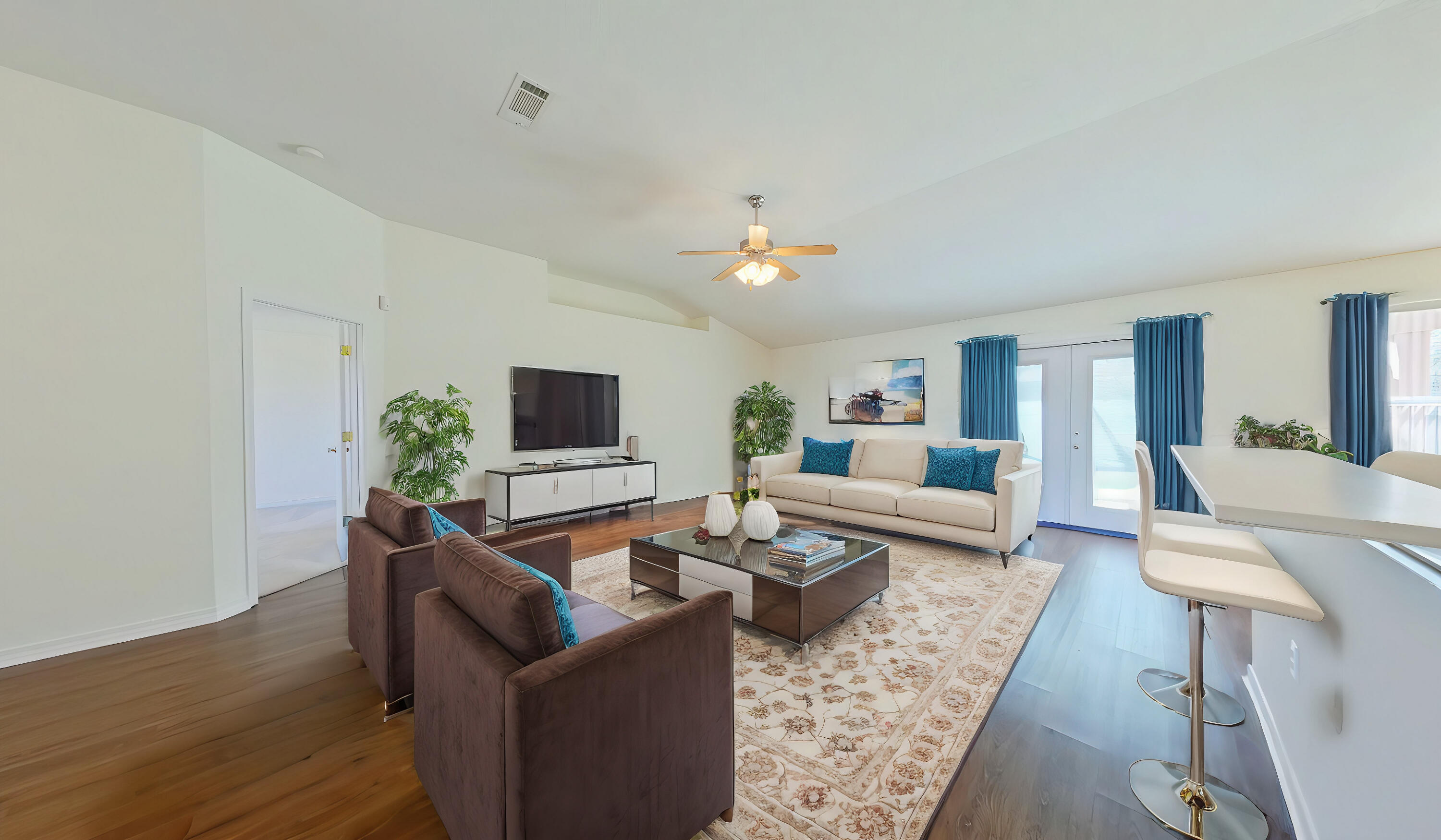 ROSS CROSSING - Residential