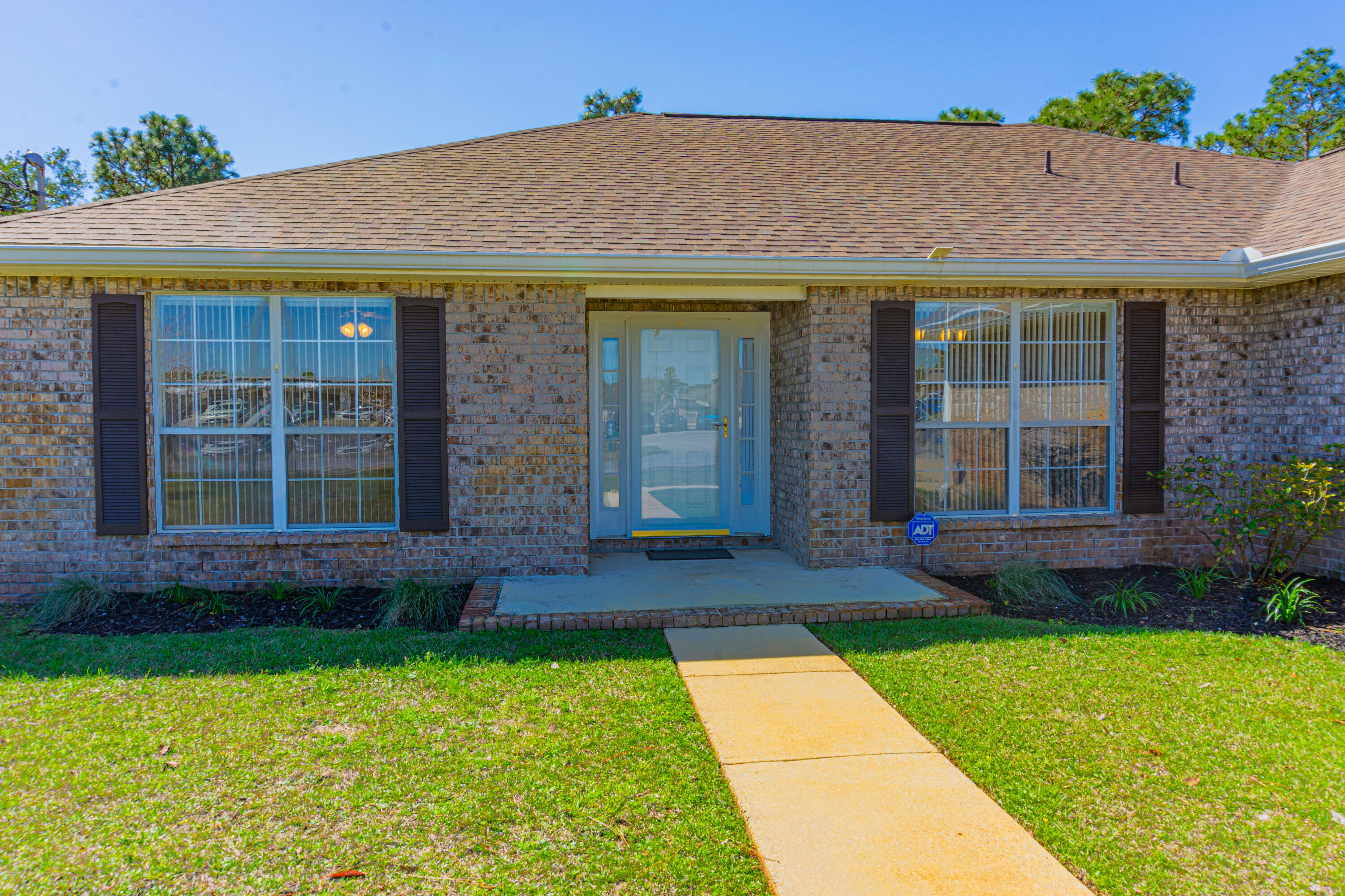 ROSS CROSSING - Residential