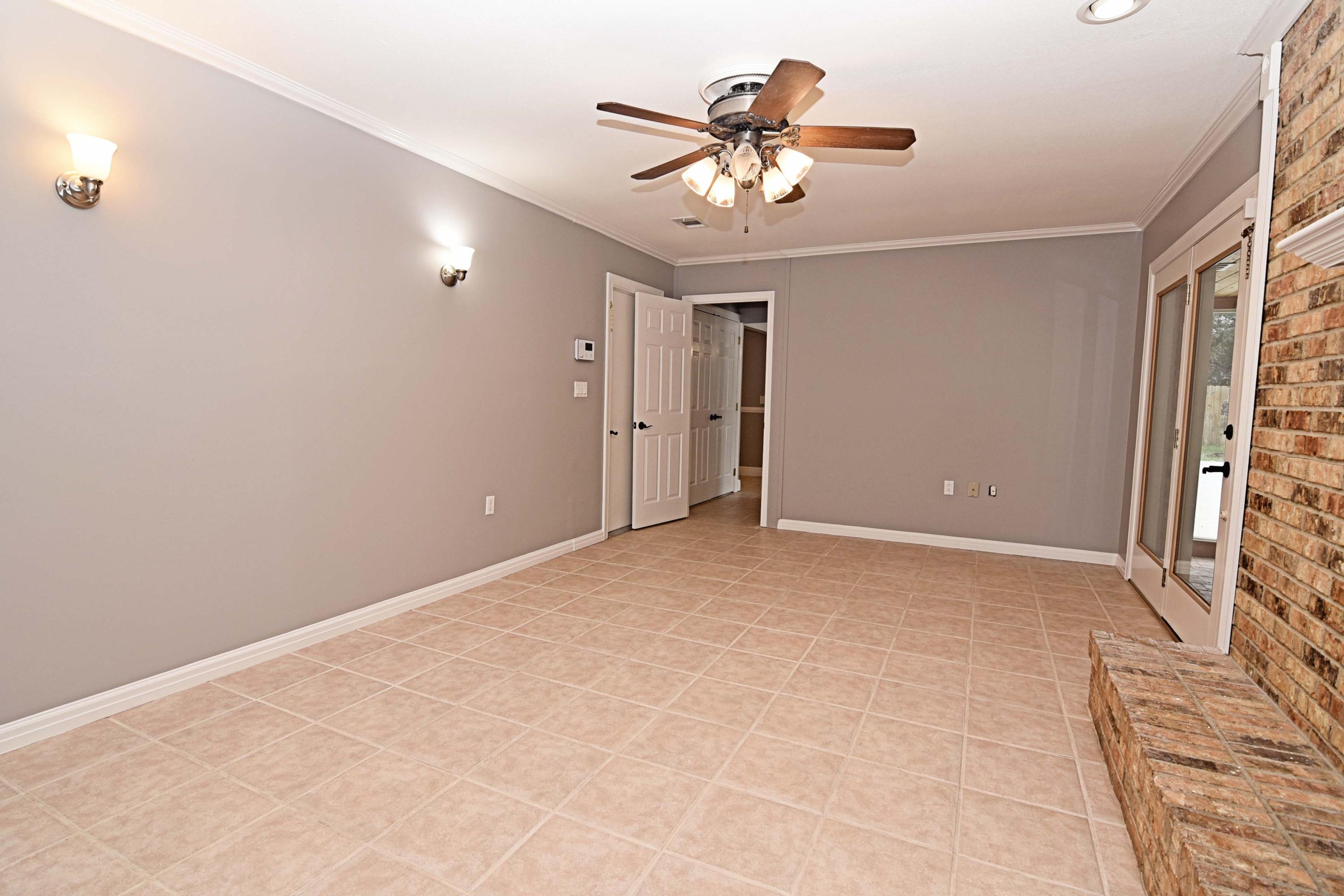 RAINTREE ESTATES - Residential