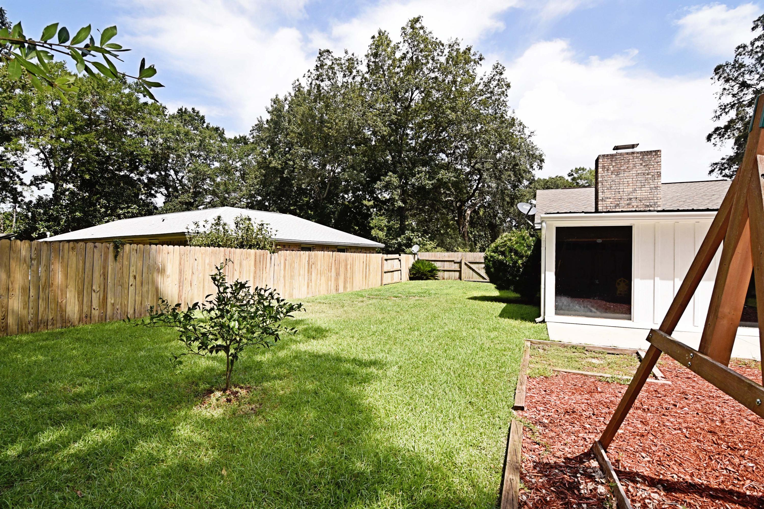 RAINTREE ESTATES - Residential