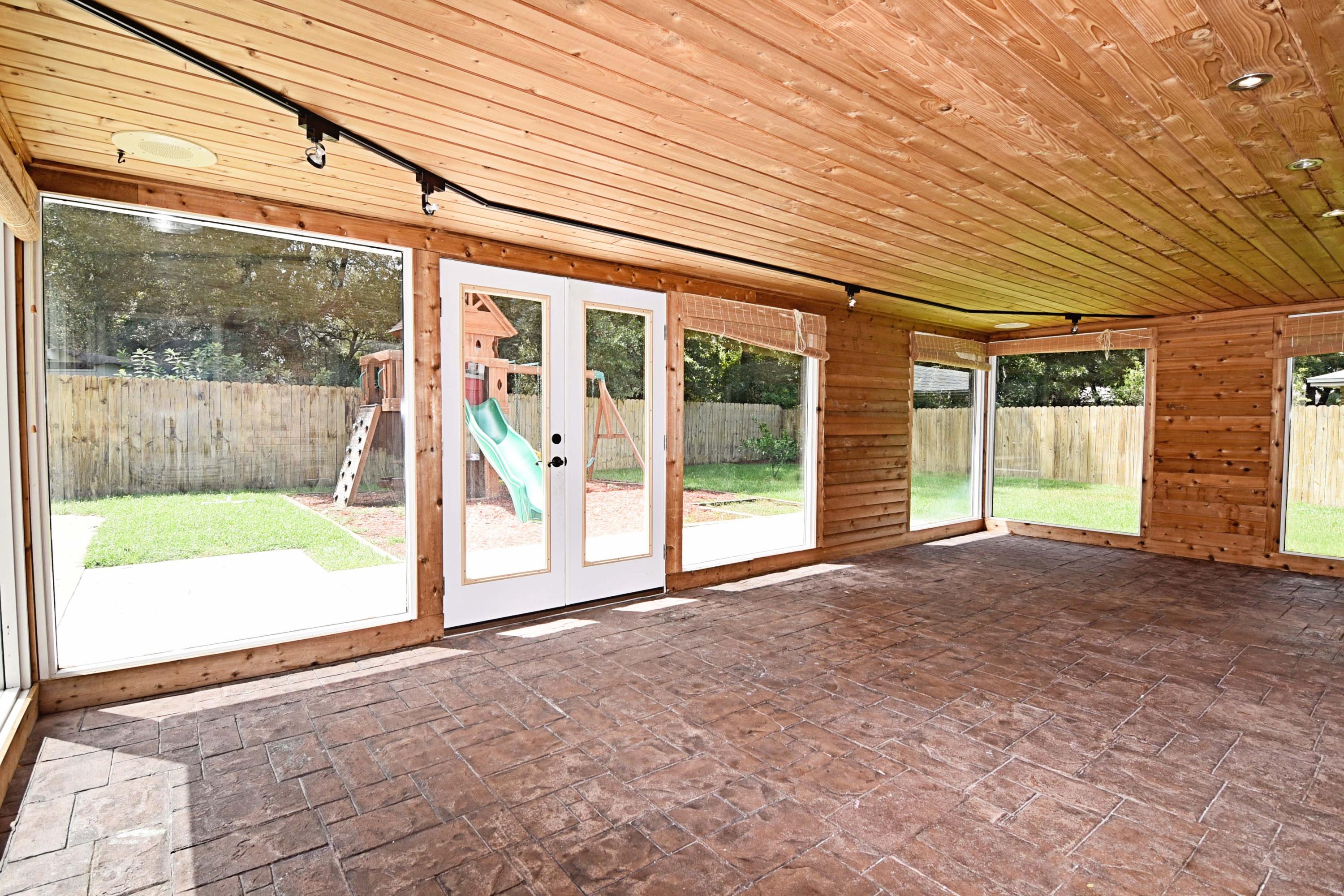 RAINTREE ESTATES - Residential