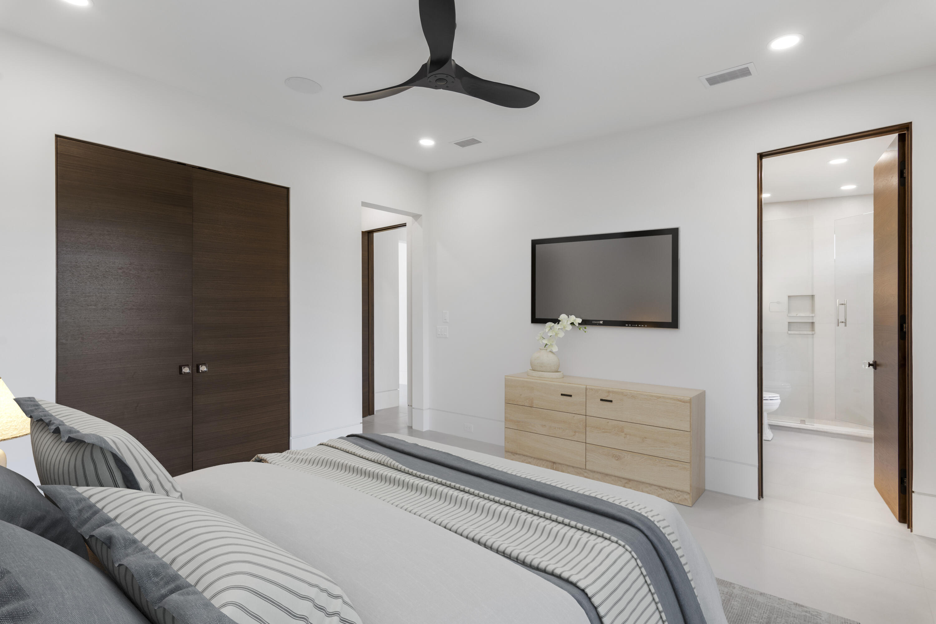 FOUR MILE VILLAGE - Residential