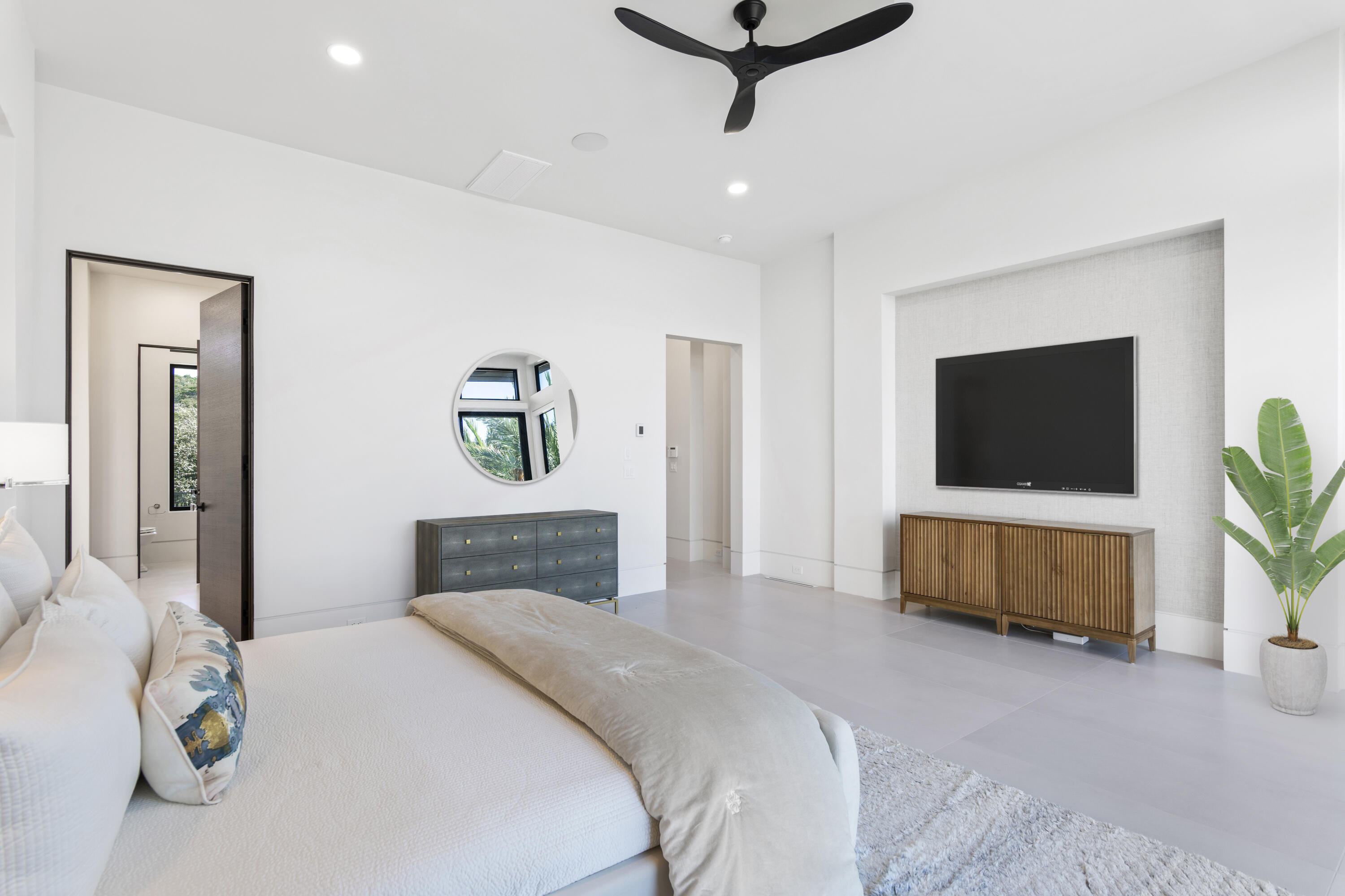 FOUR MILE VILLAGE - Residential
