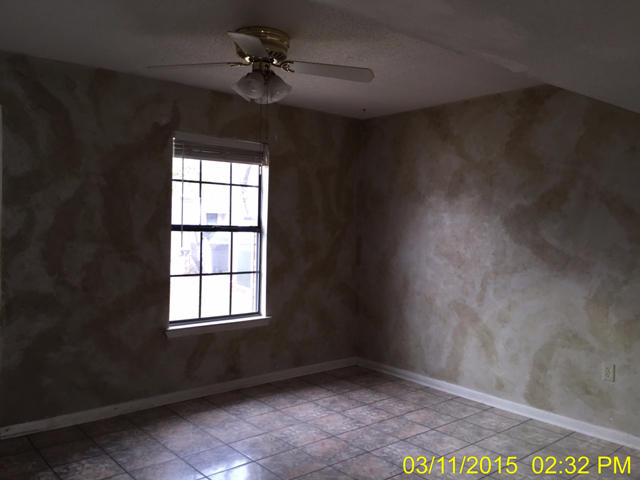 VIKING MANOR PH 1 - Residential