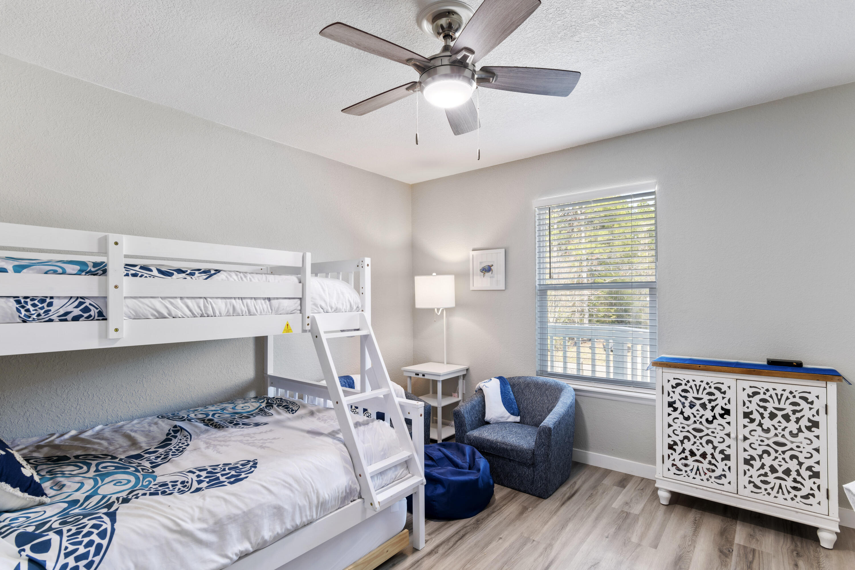 TOWN OF SANTA ROSA - Residential