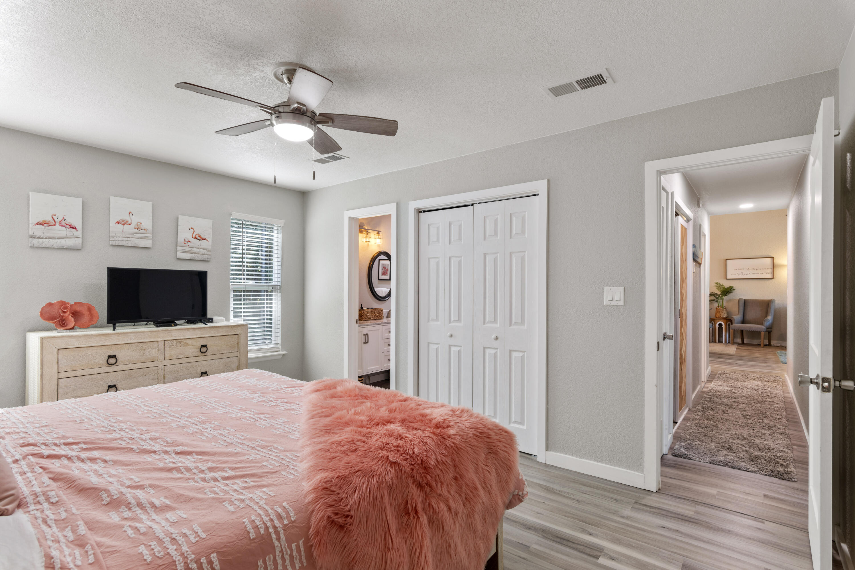 TOWN OF SANTA ROSA - Residential