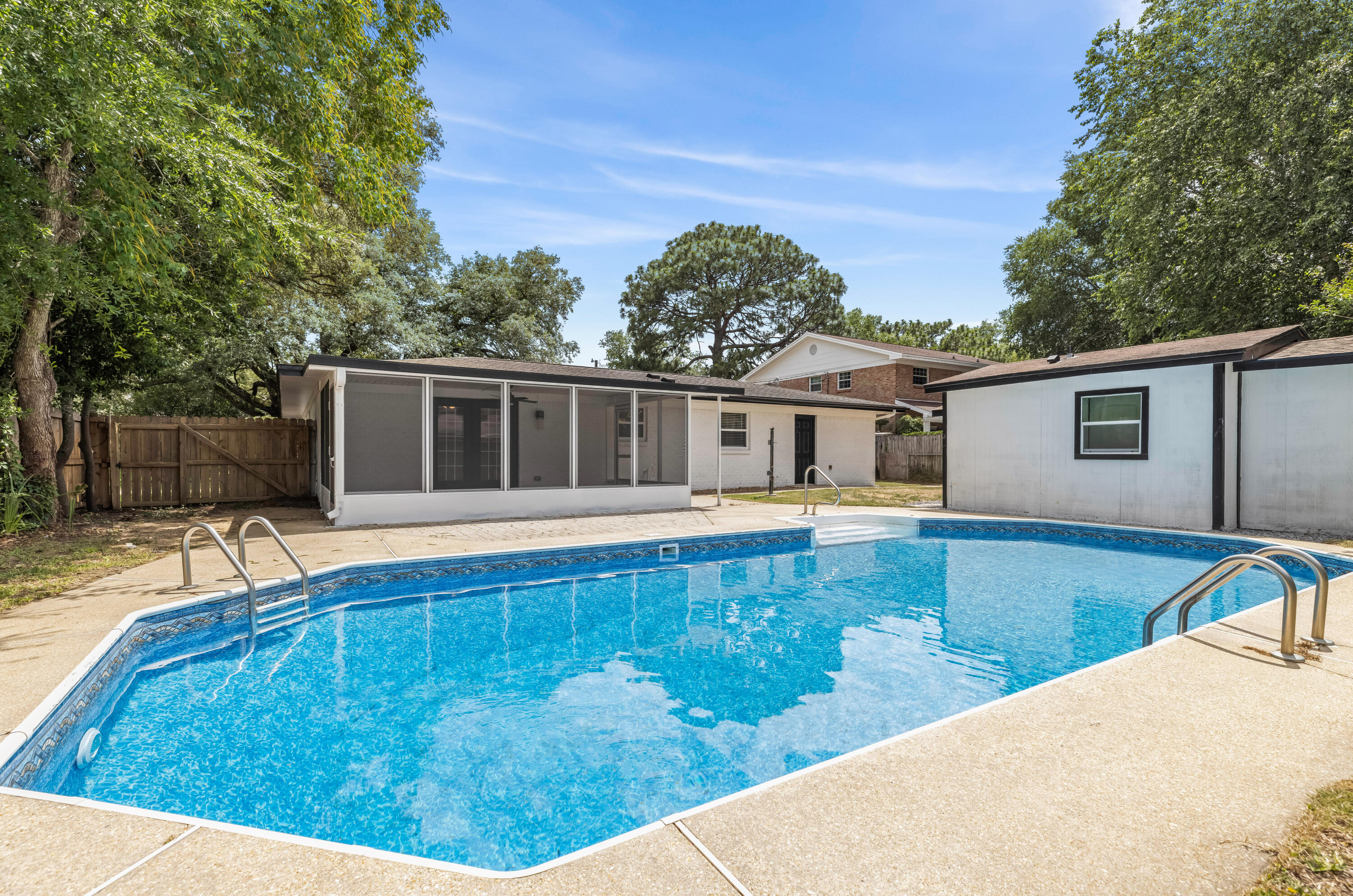 COLONY ESTATES 3RD ADDN - Residential