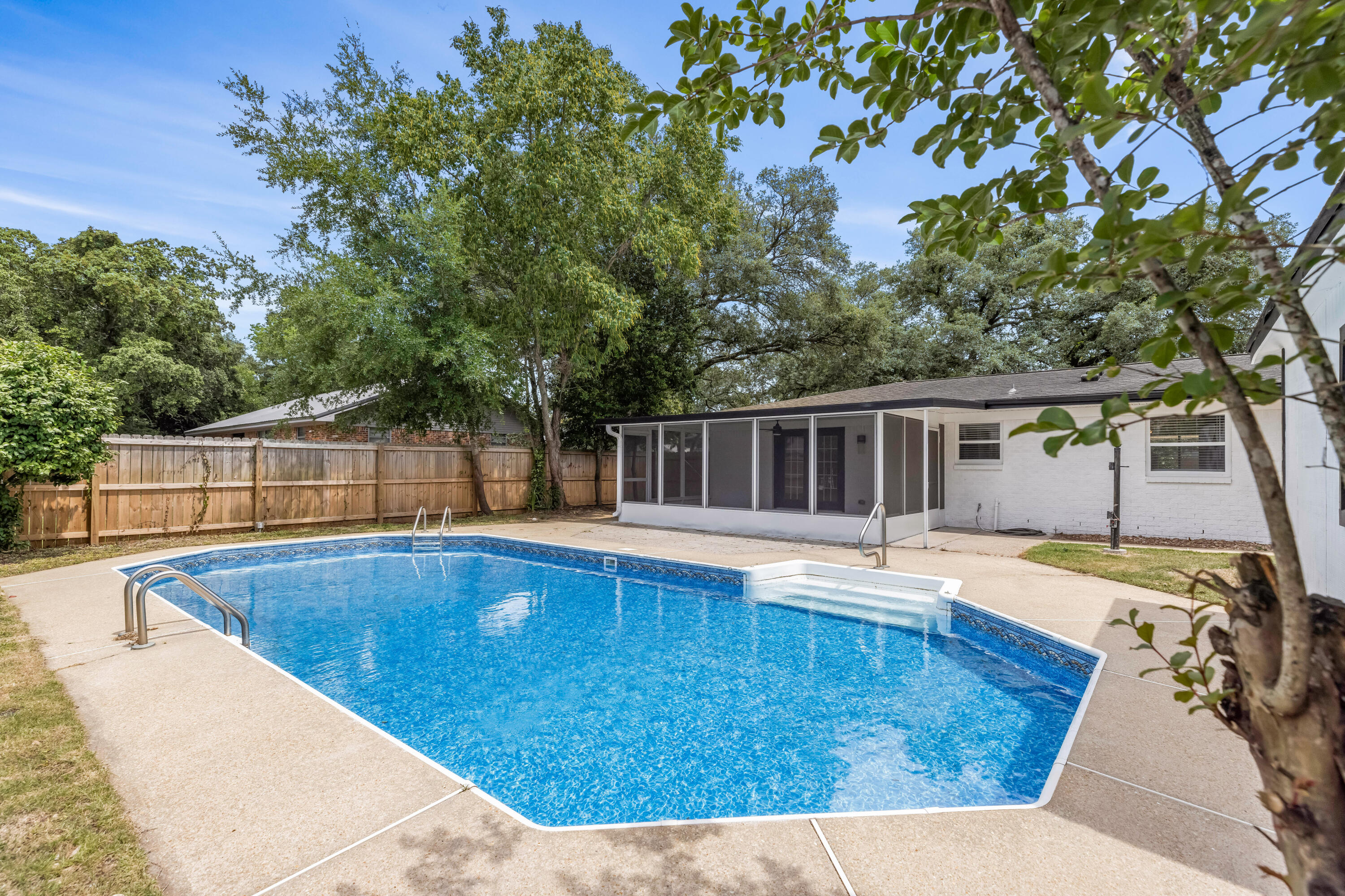 COLONY ESTATES 3RD ADDN - Residential