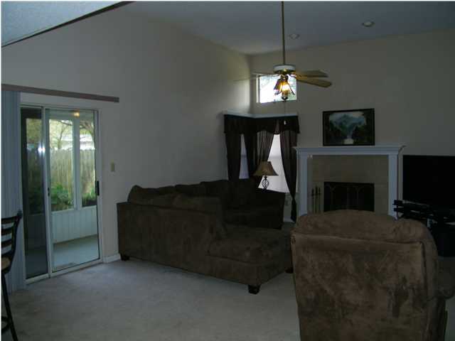 LOGSDON CORNERS - Residential Lease
