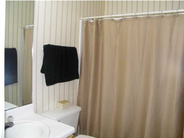 LOGSDON CORNERS - Residential Lease