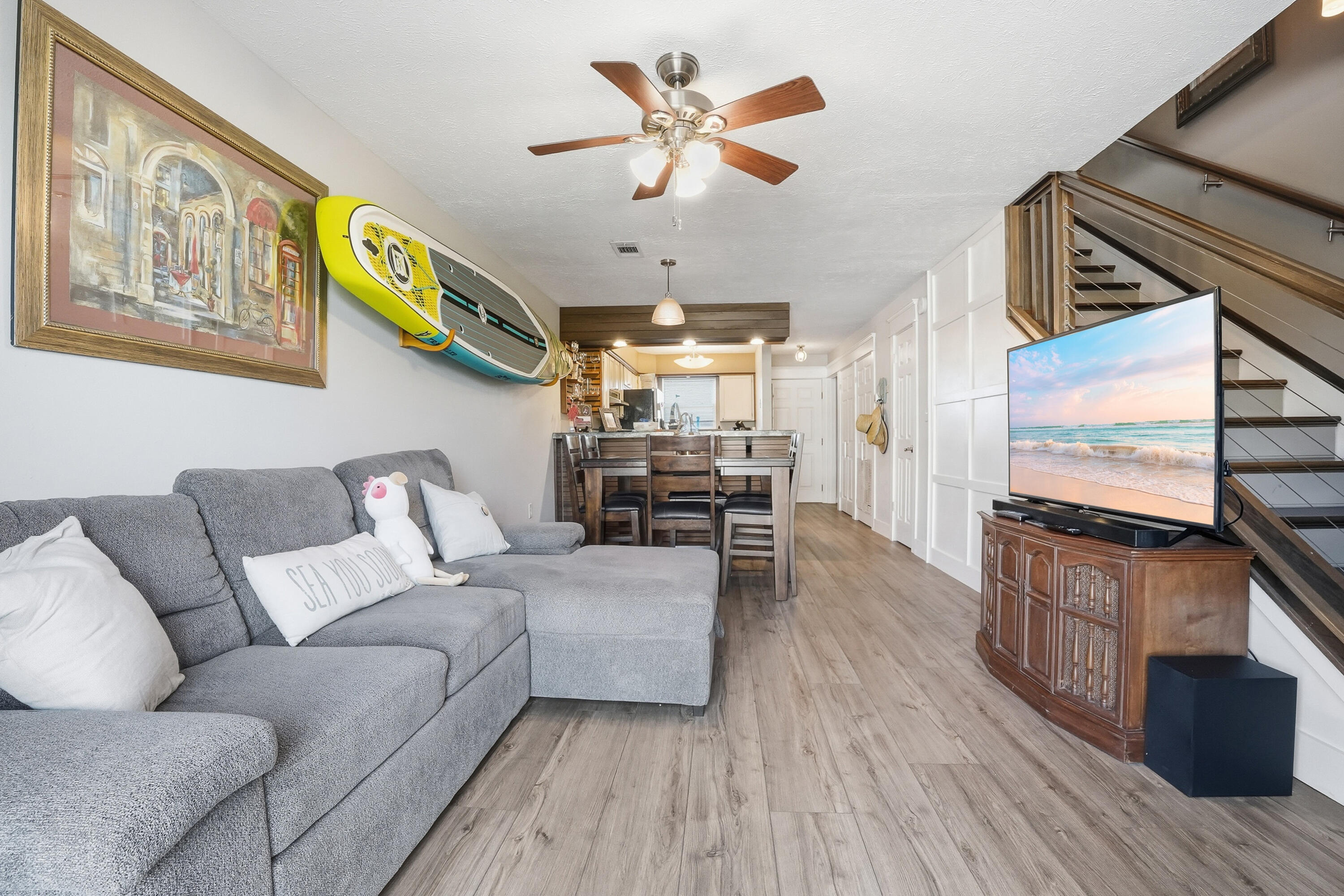 COMMODORES LANDING - Residential