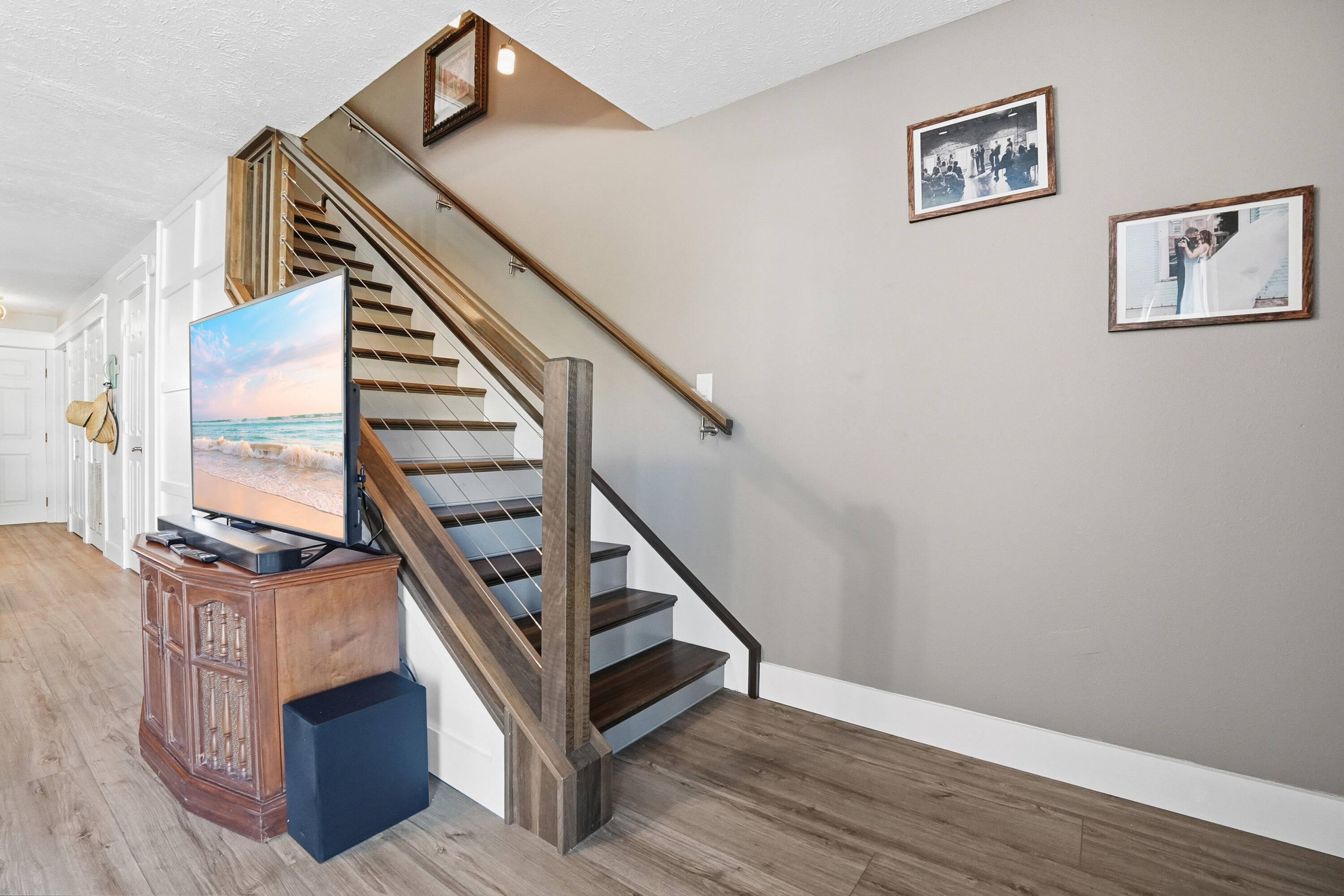 COMMODORES LANDING - Residential