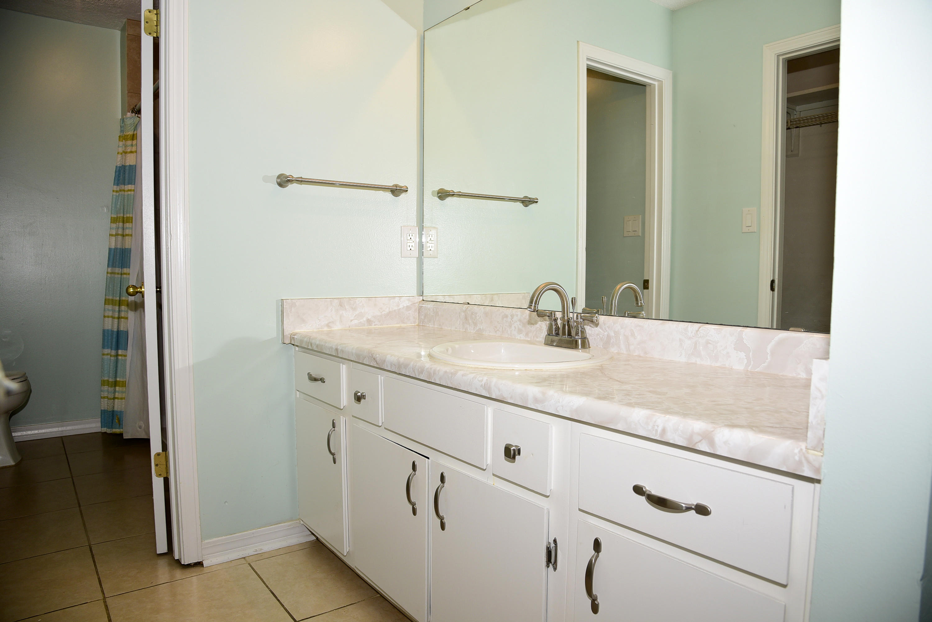 SOUTHVIEW EST - Residential