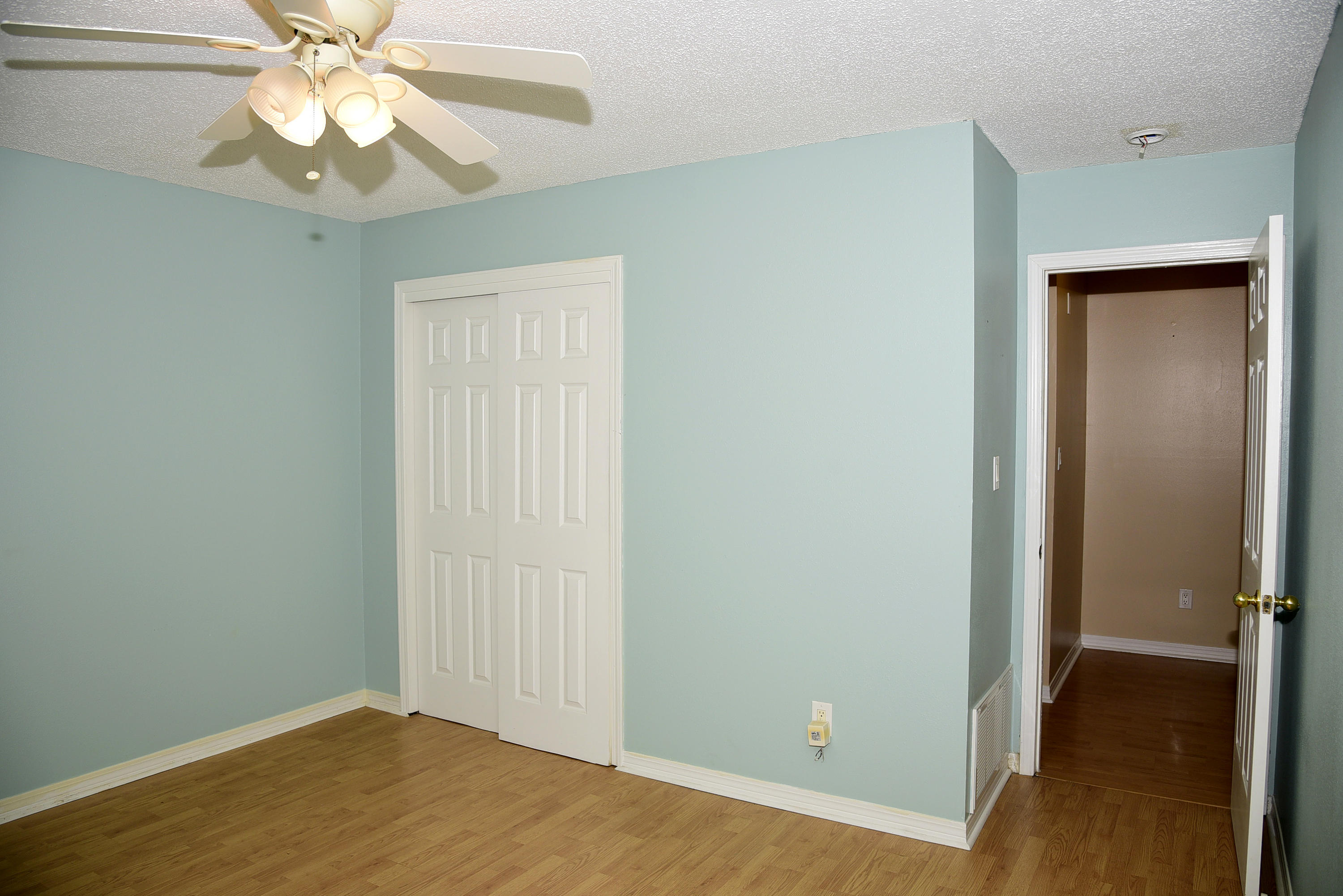 SOUTHVIEW EST - Residential