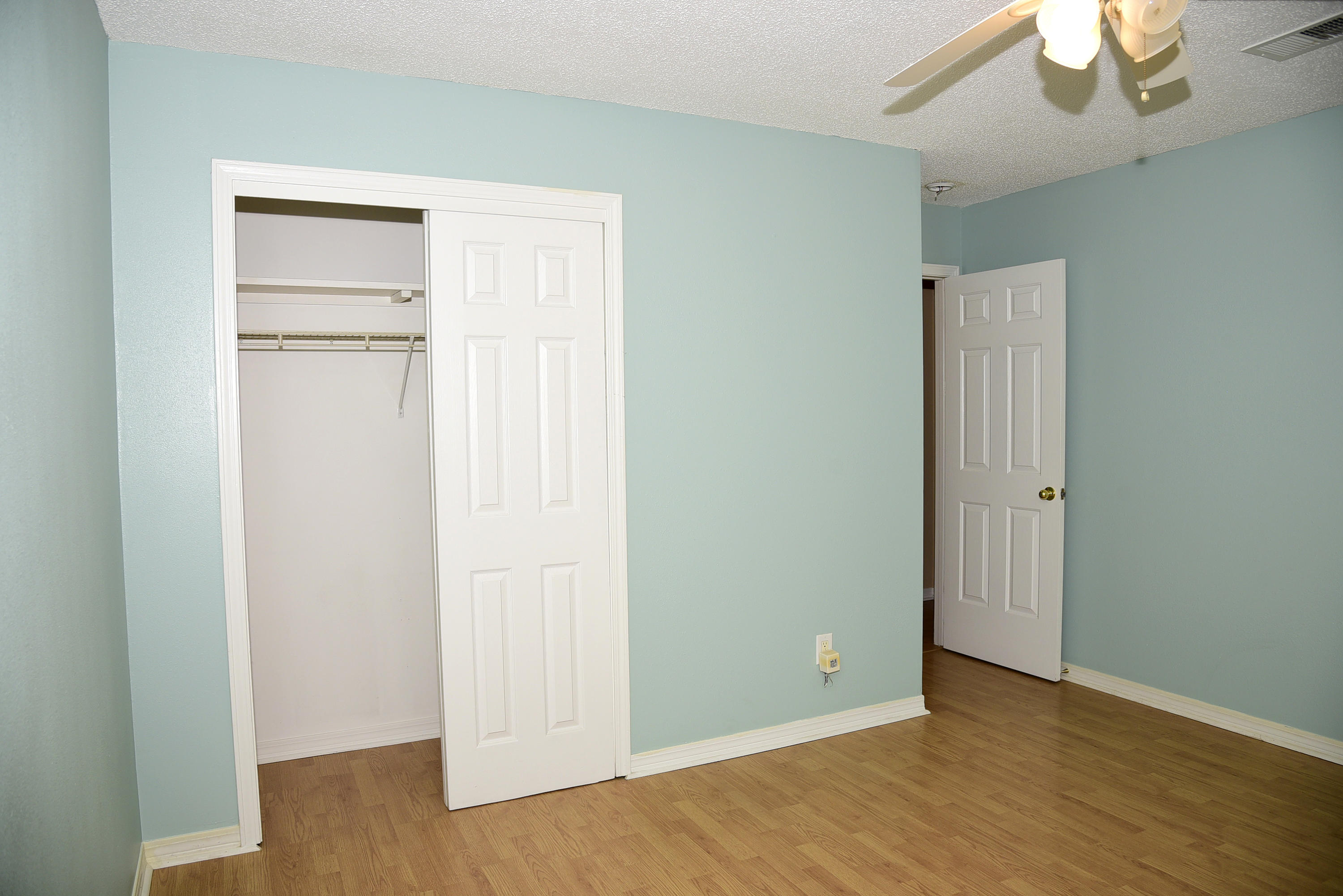 SOUTHVIEW EST - Residential