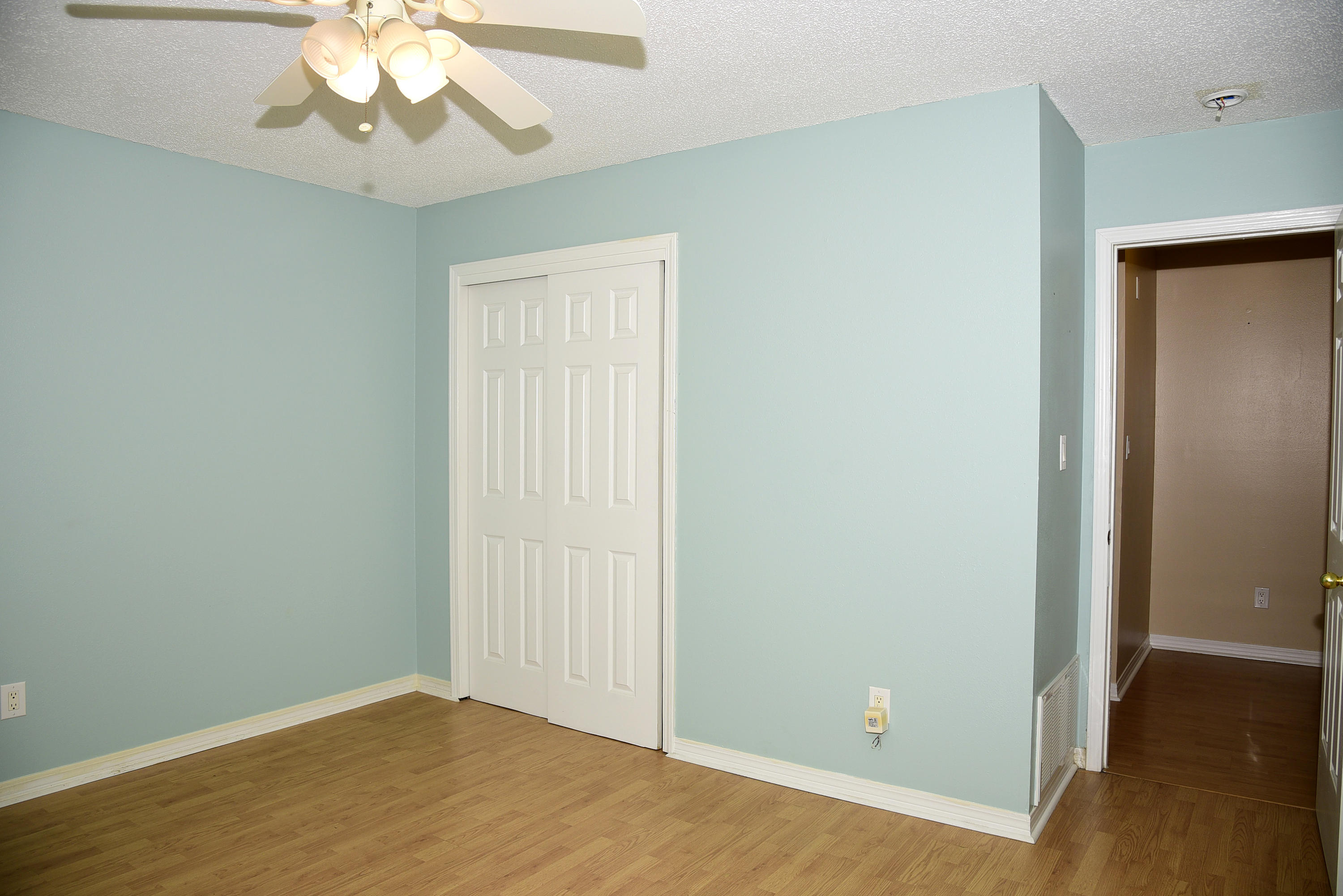 SOUTHVIEW EST - Residential