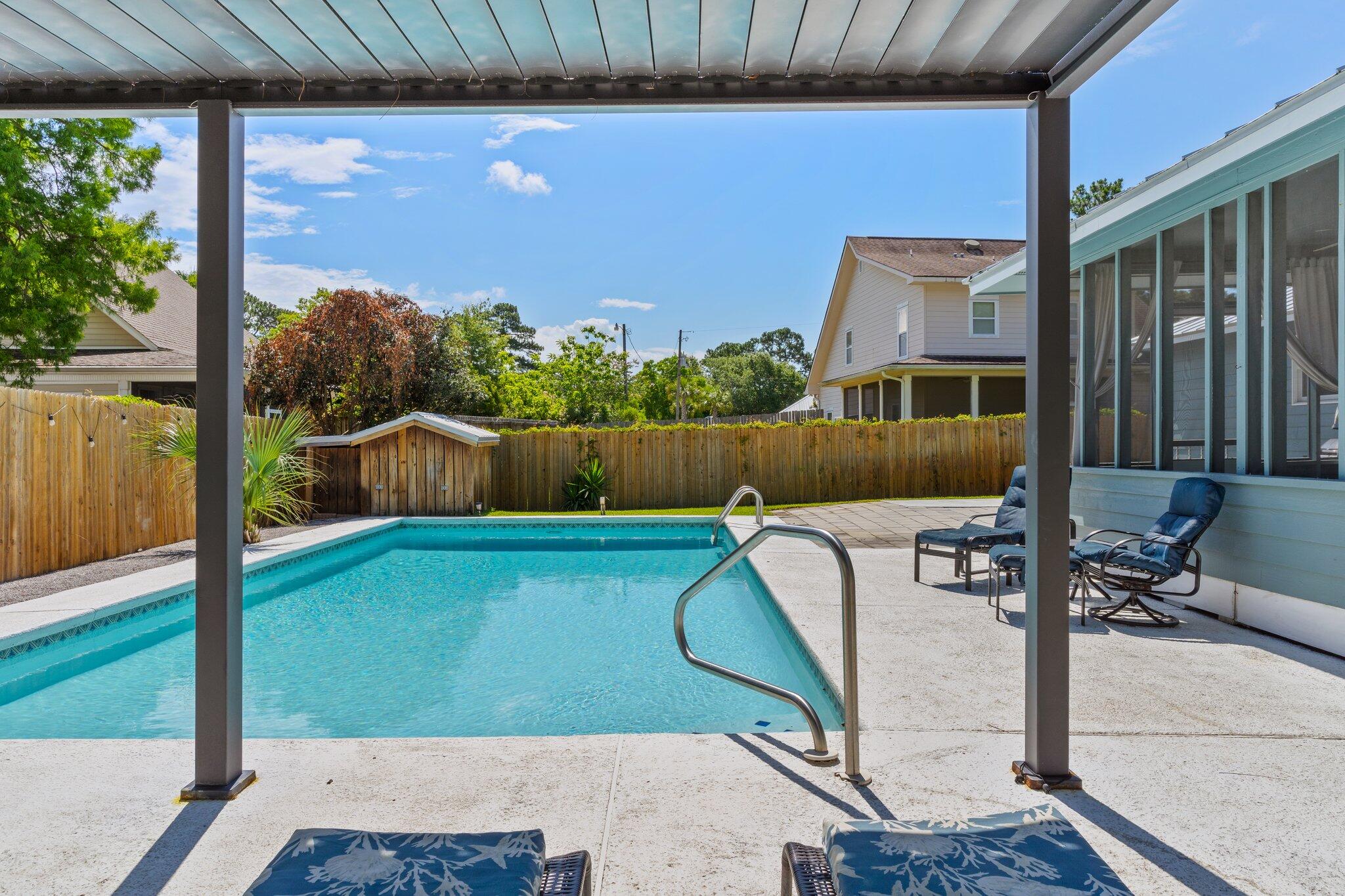 HOLIDAY SHORES EST 4TH ADDN - Residential
