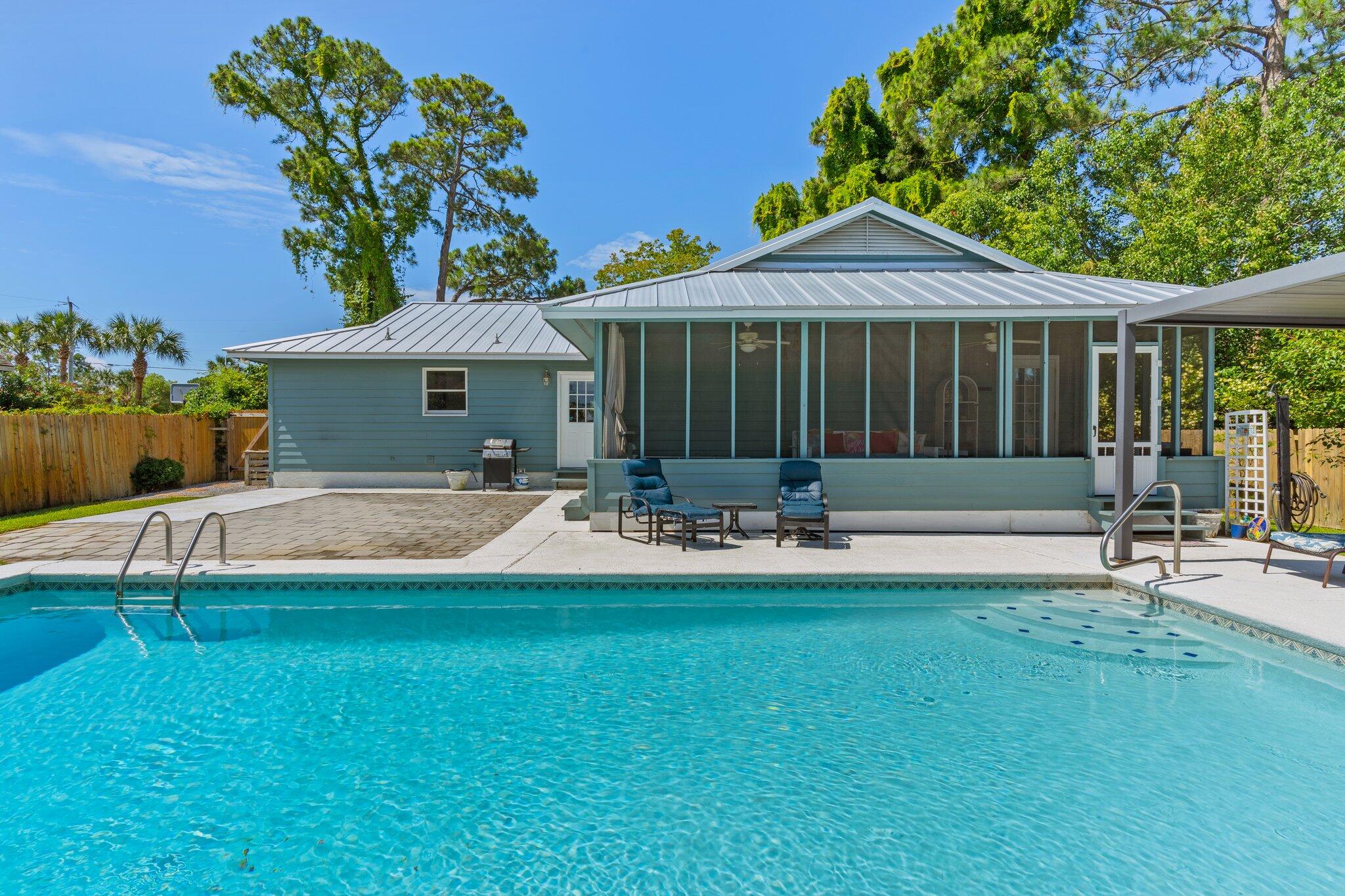HOLIDAY SHORES EST 4TH ADDN - Residential